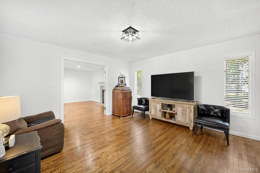 24 Bauer Avenue Property Photo 18