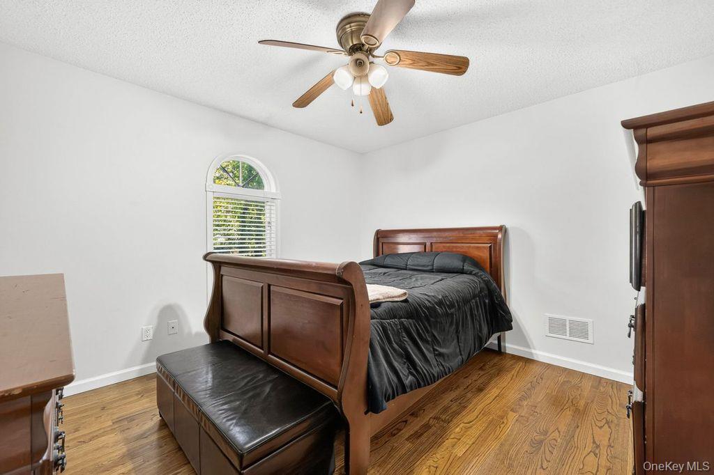 24 Bauer Avenue Property Photo 22