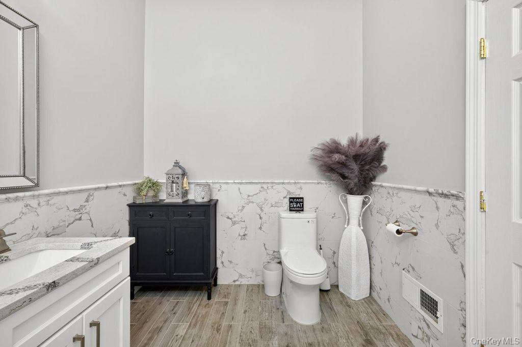 24 Bauer Avenue Property Photo 30