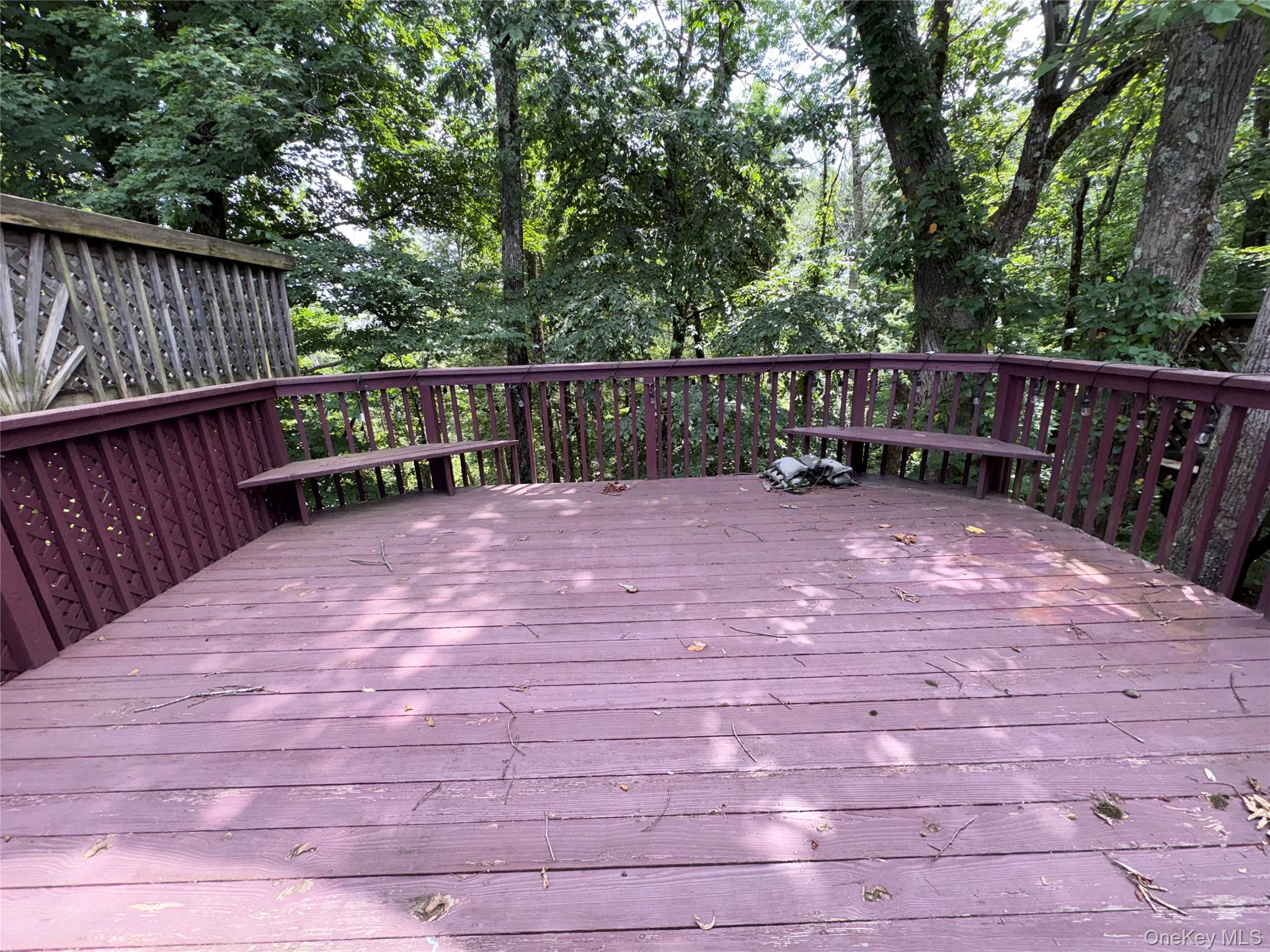 13 Fox Ridge Property Photo 6