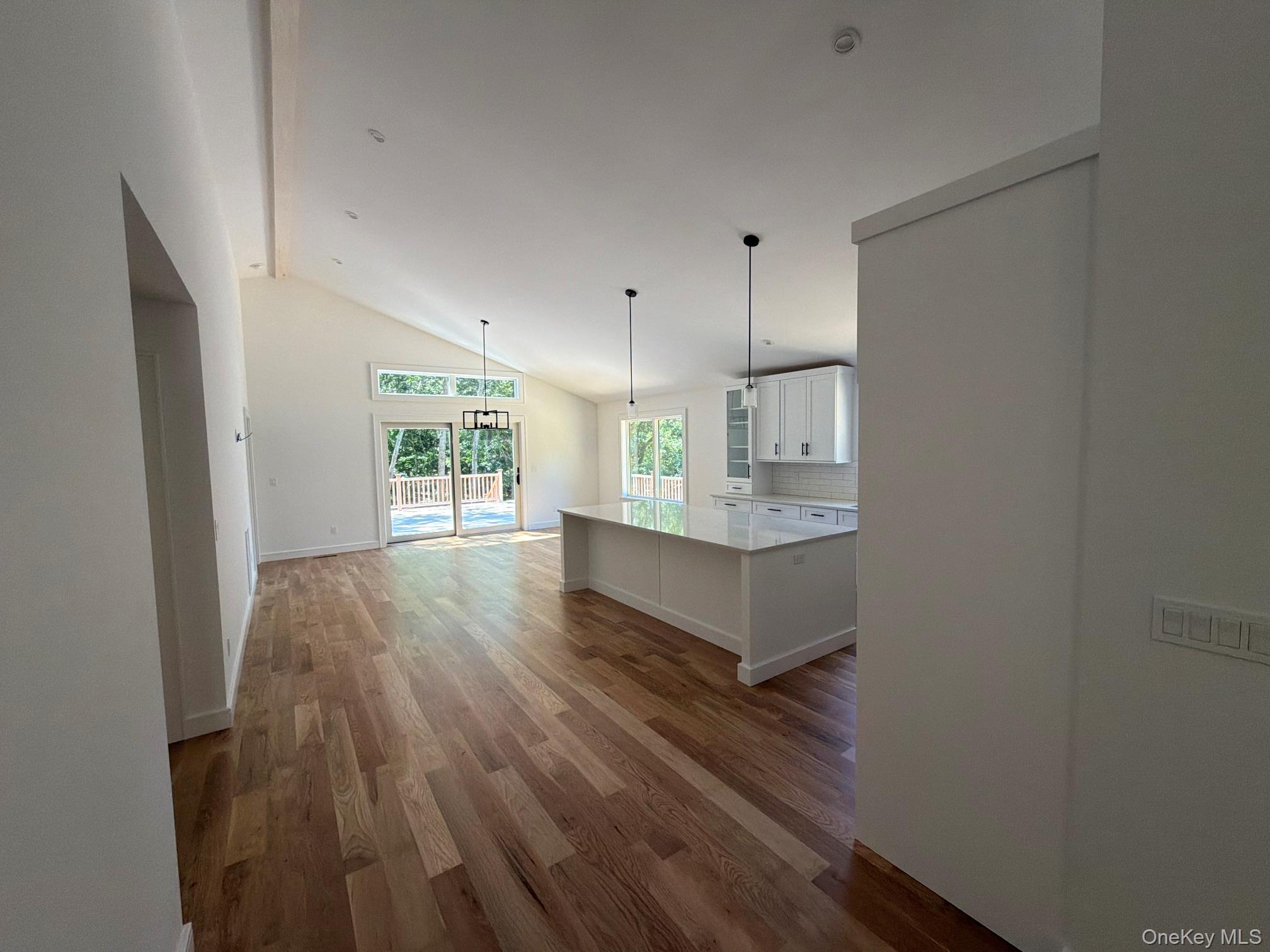 17 Bittersweet Avenue Property Photo 5