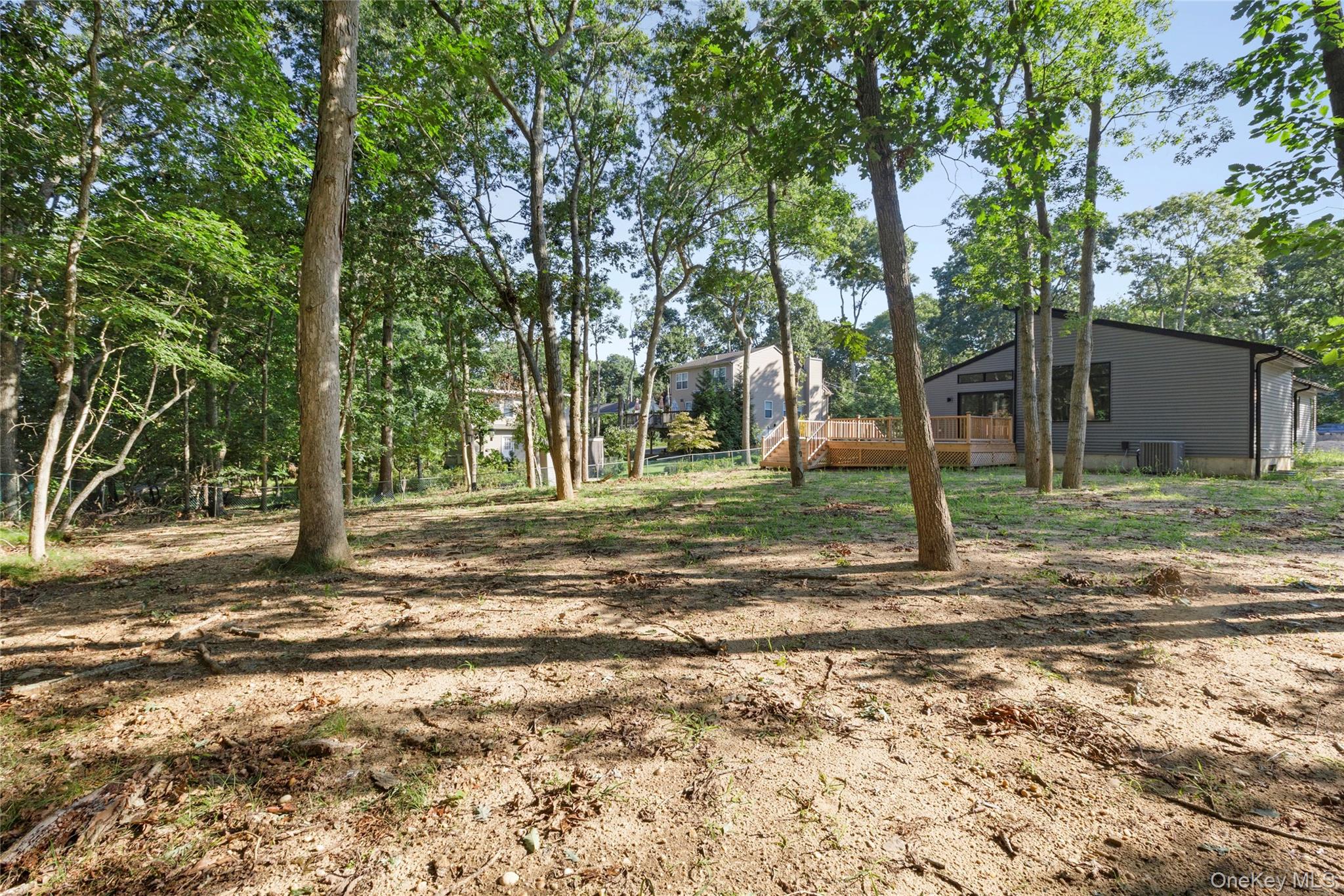 17 Bittersweet Avenue Property Photo 32