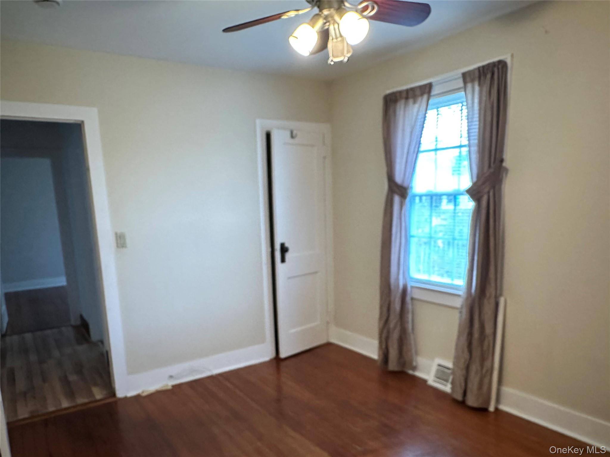 517 Flint Street Property Photo 9
