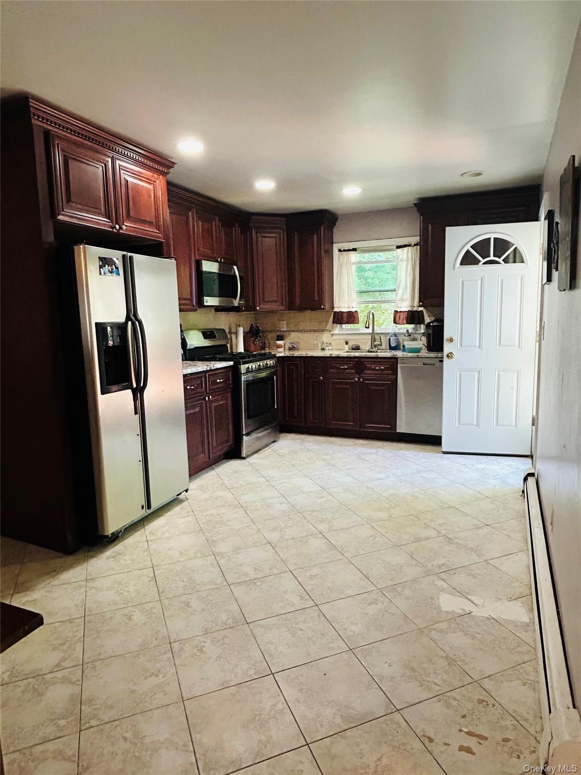 147 Westminster Drive Property Photo 11