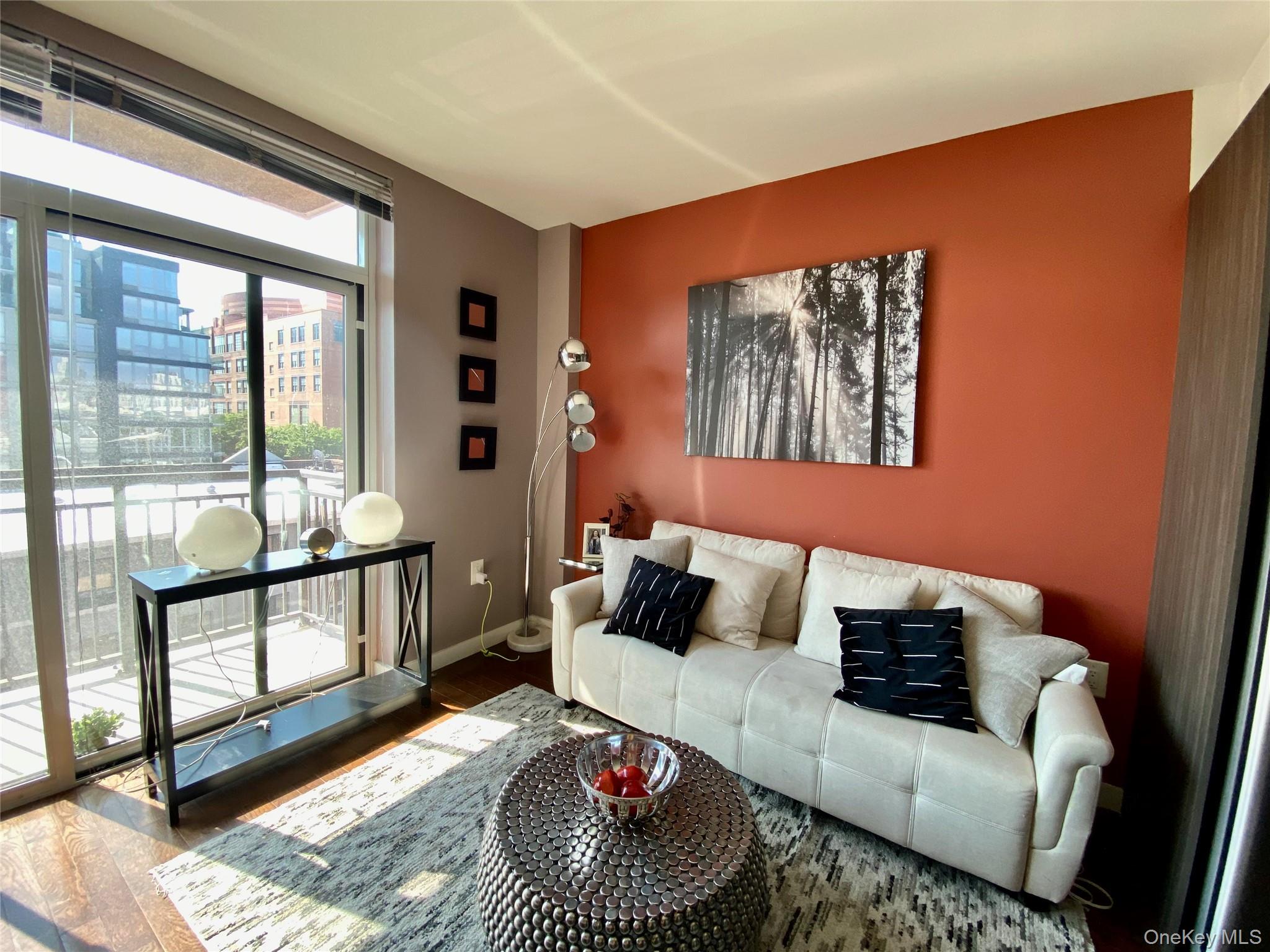 1215 Broadway 424 Property Photo 3