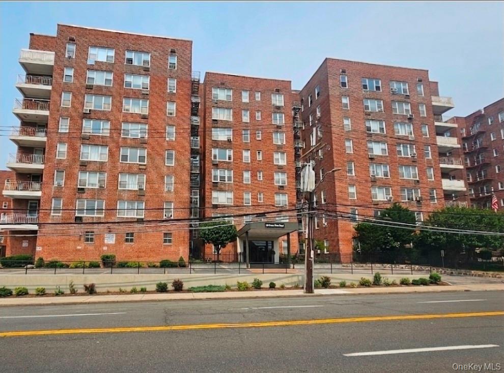 355 Bronx River Road 3E Property Photo 1