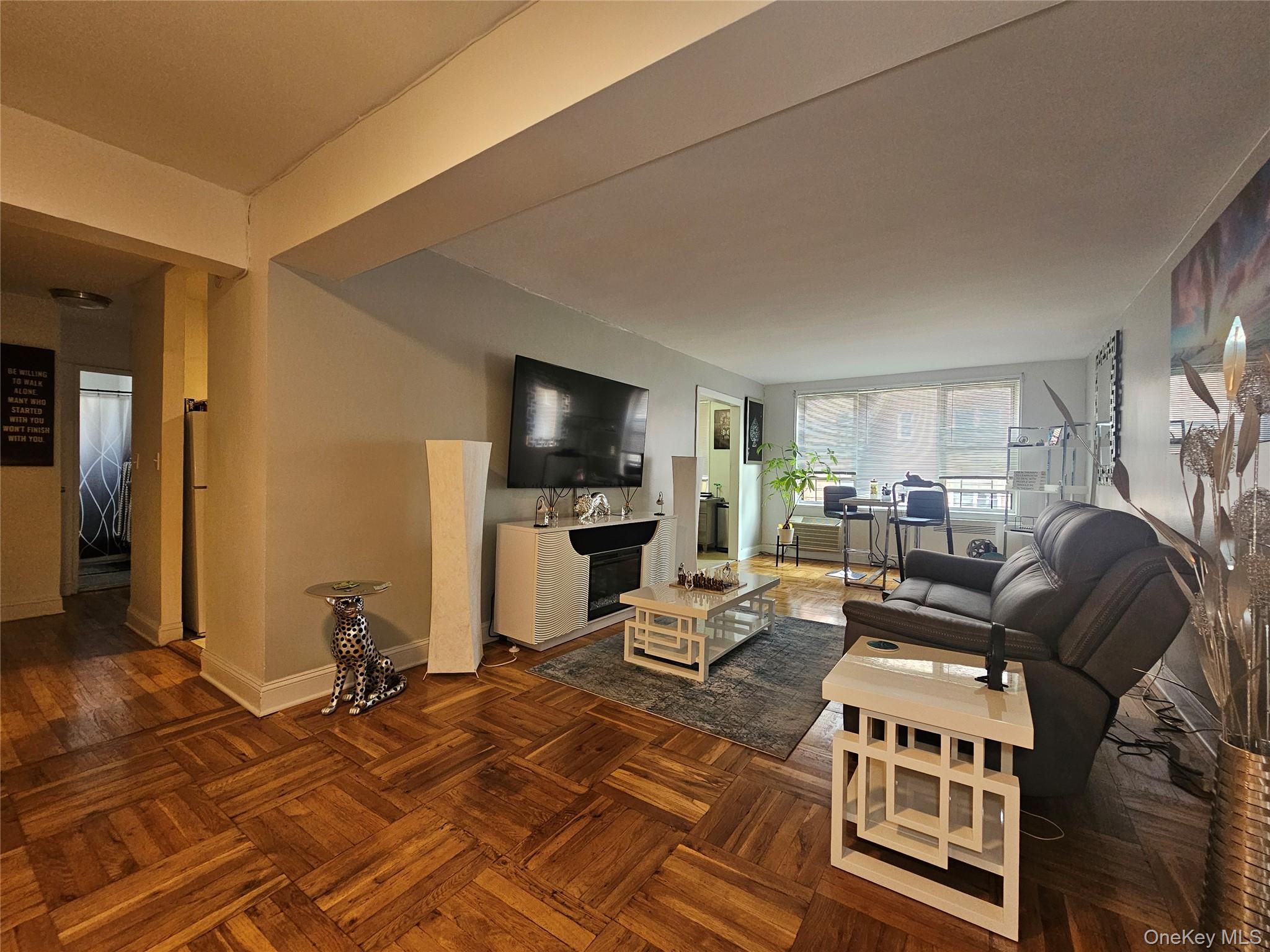 355 Bronx River Road 3e Property Photo 3
