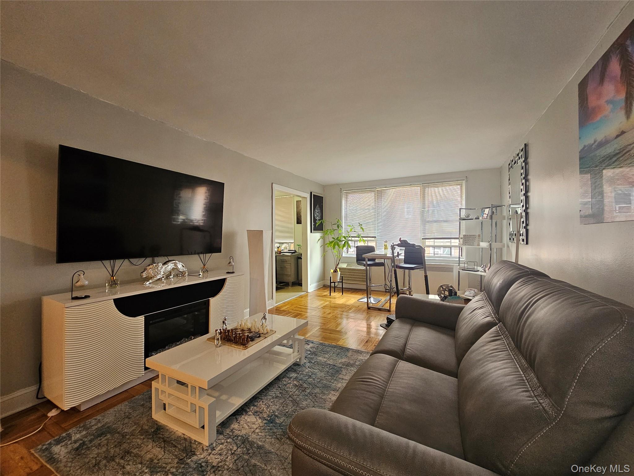 355 Bronx River Road 3e Property Photo 5