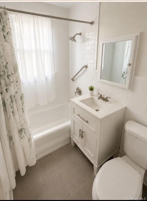 10 Catskill Avenue Property Photo 3