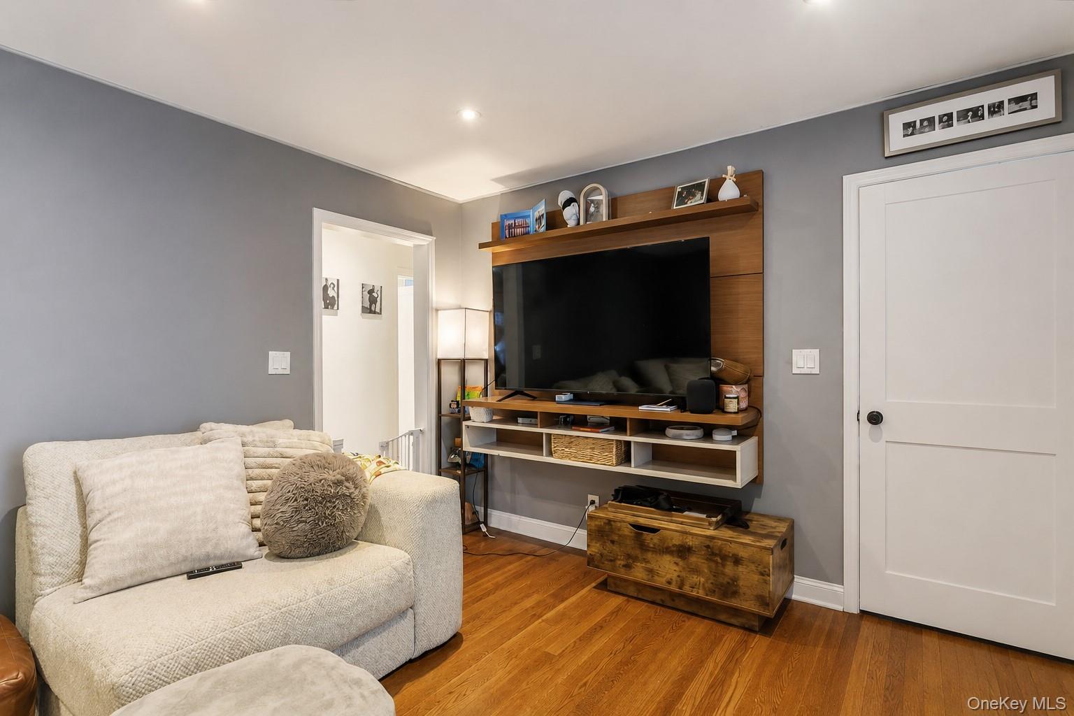 114 Greenvale Avenue Property Photo 3