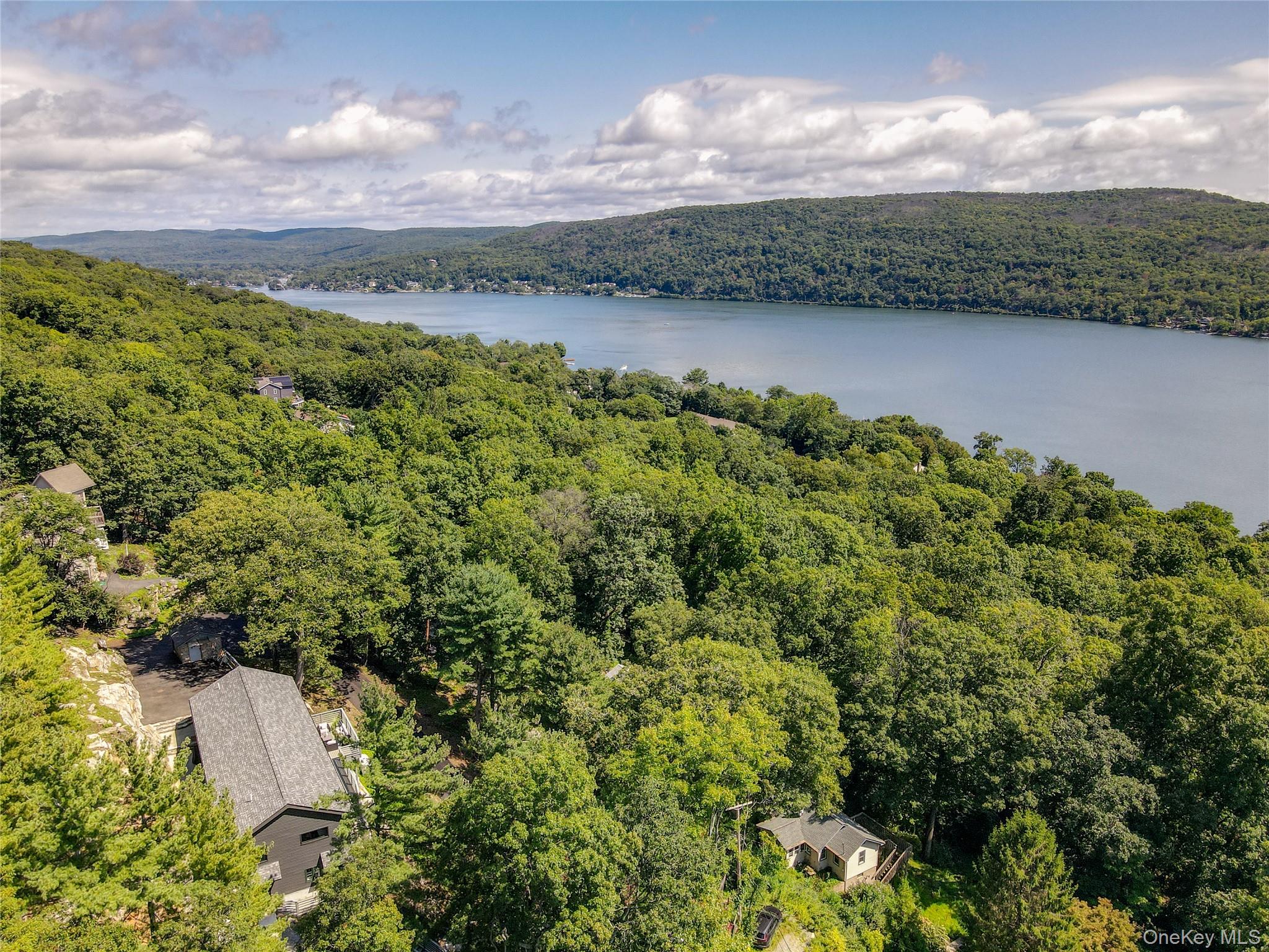 87 Blueberry Hill Property Photo 1