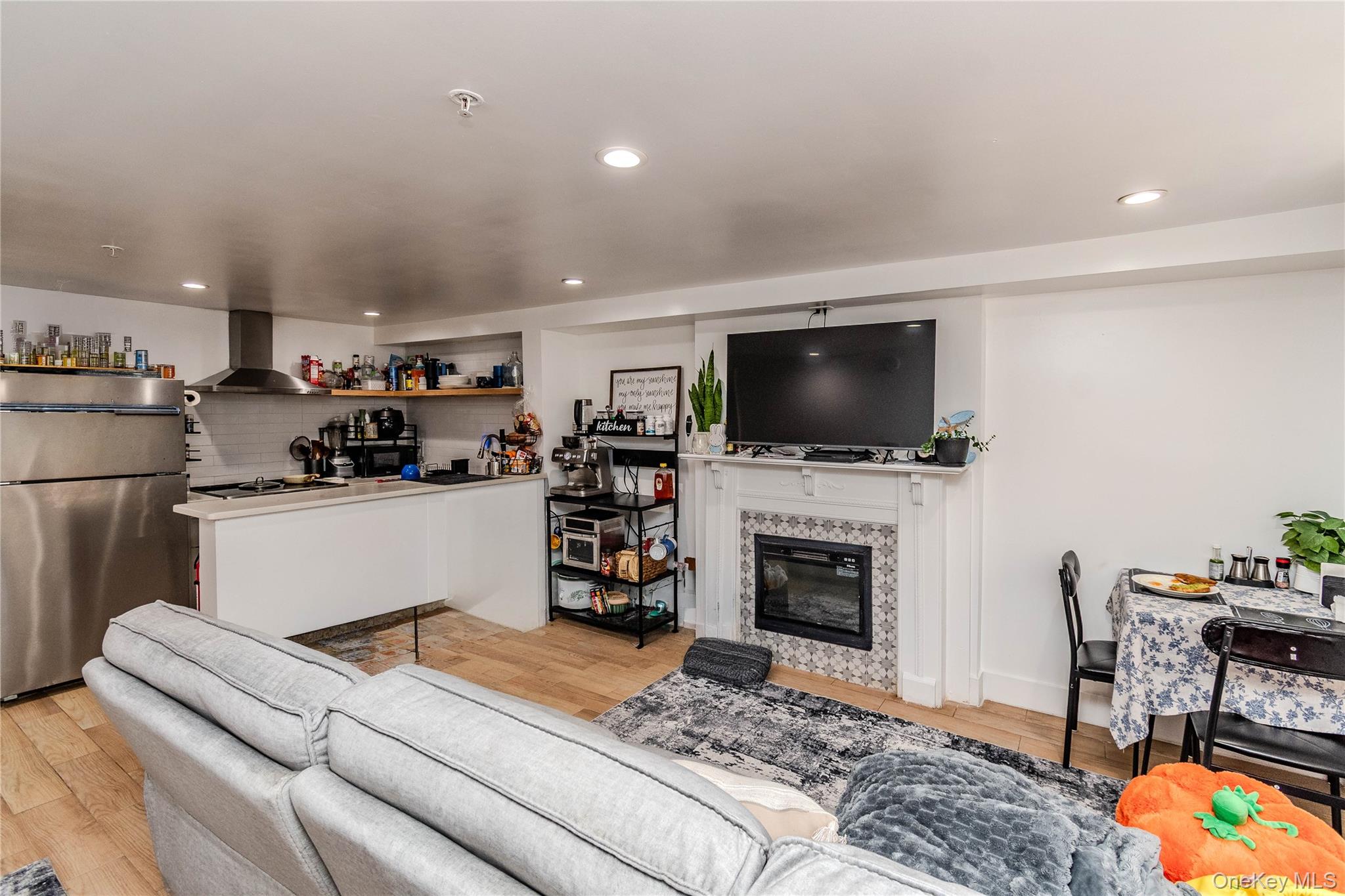 70 Lander Street Property Photo 4