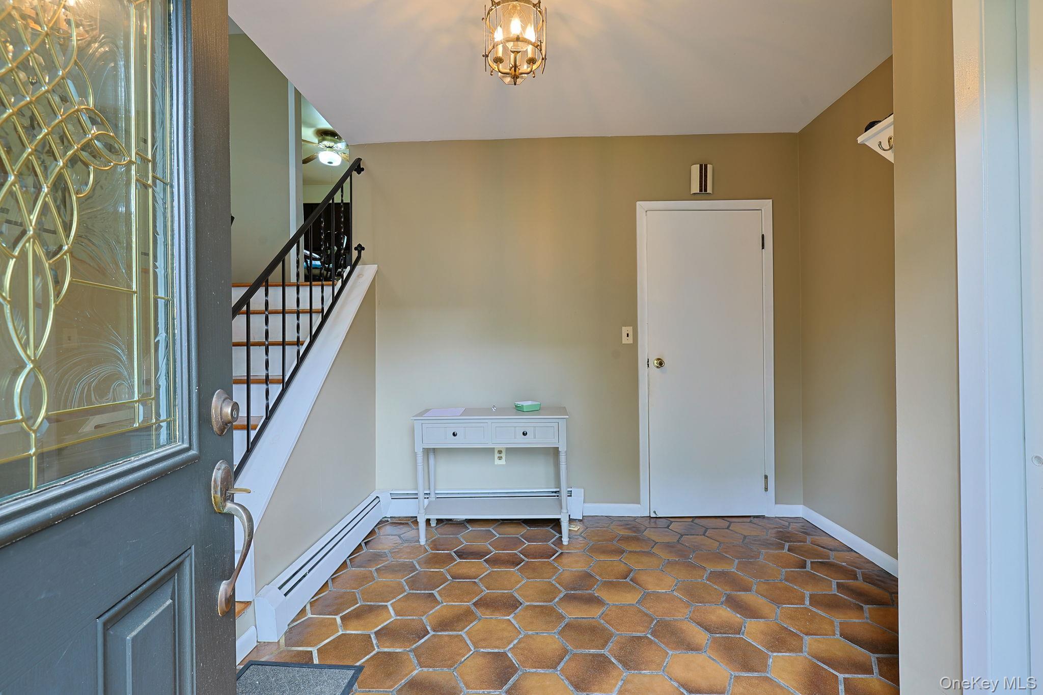 18 Hillside Road Property Photo 2