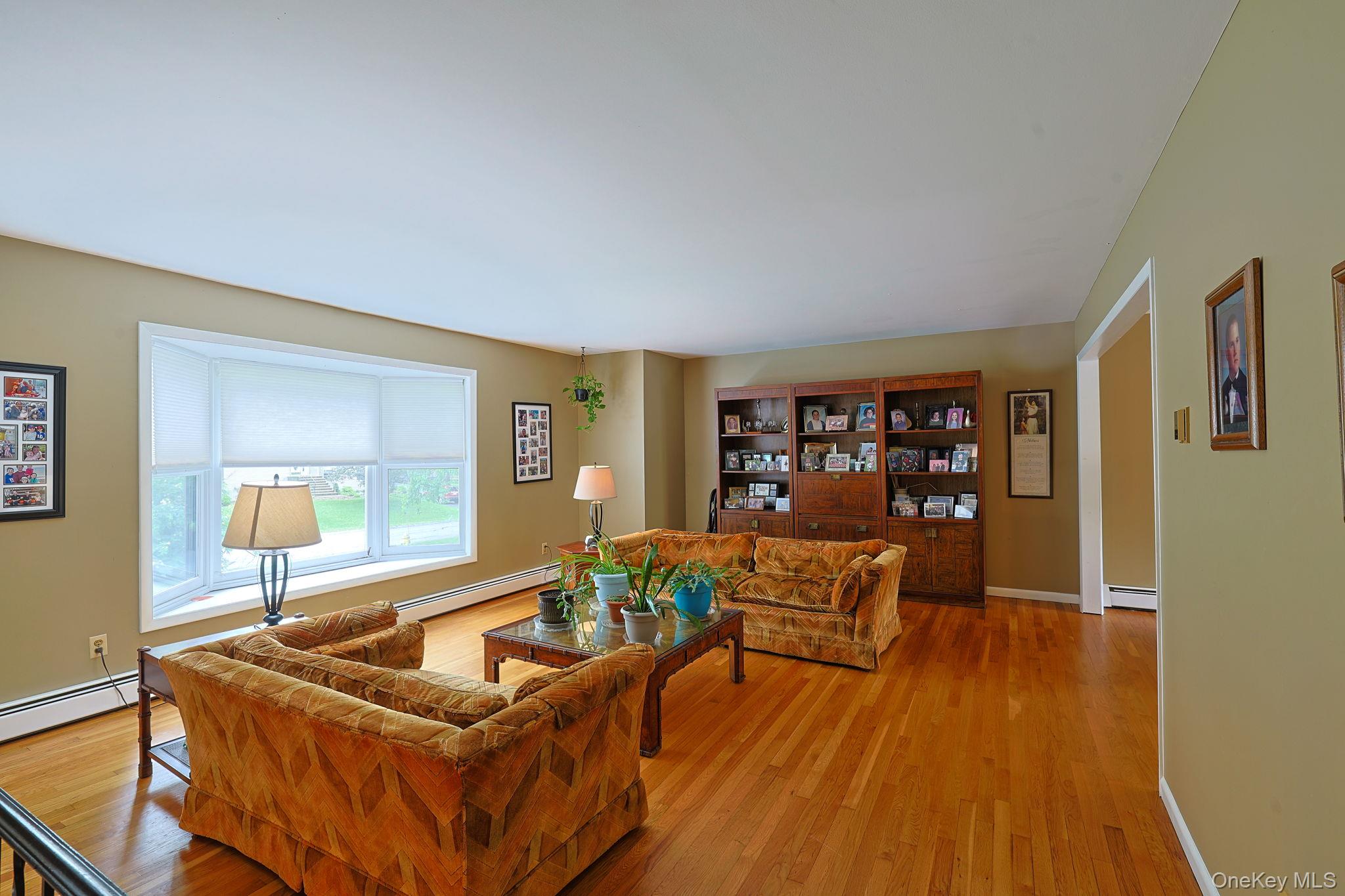 18 Hillside Road Property Photo 4