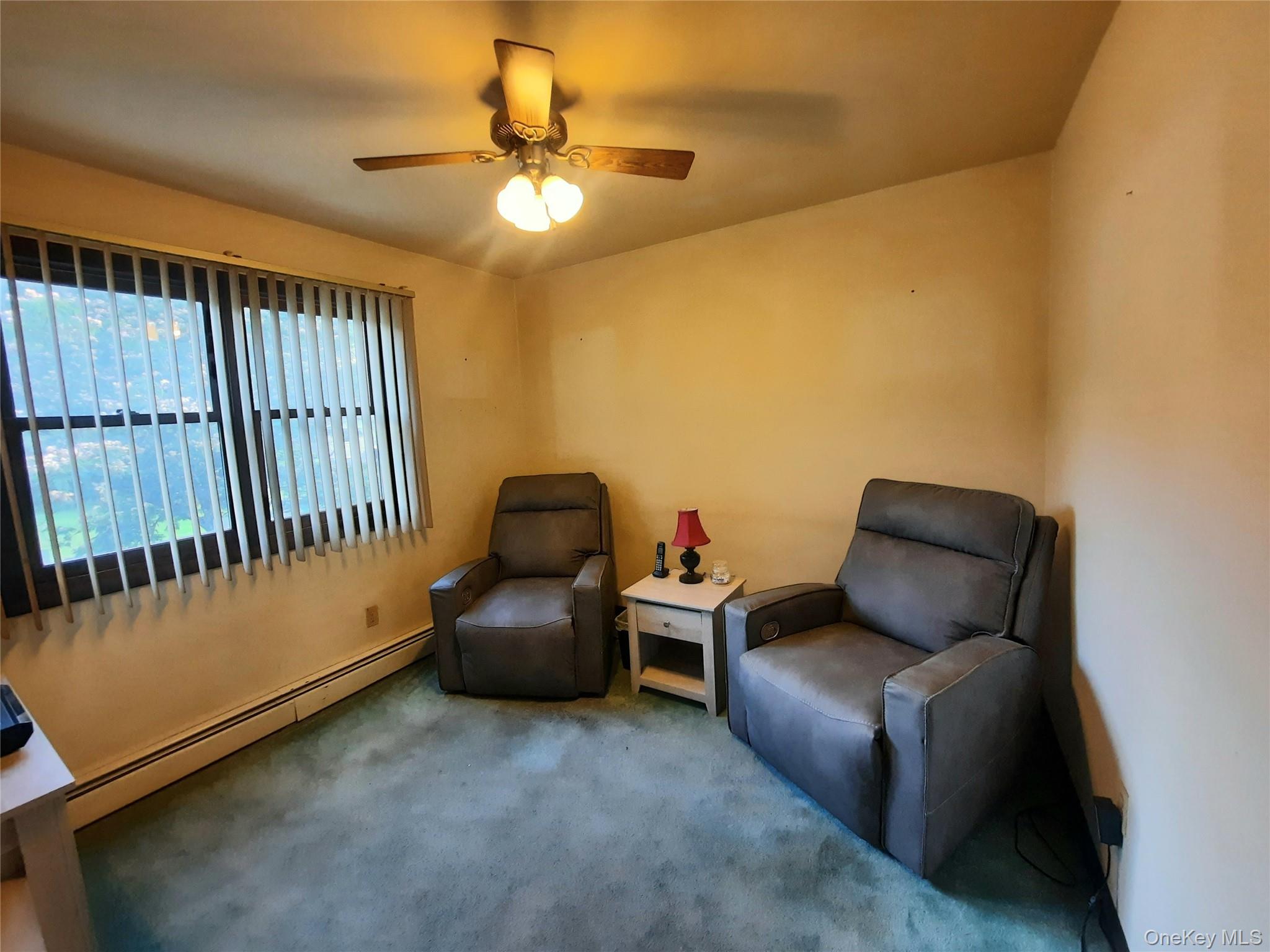 18 Hillside Road Property Photo 11