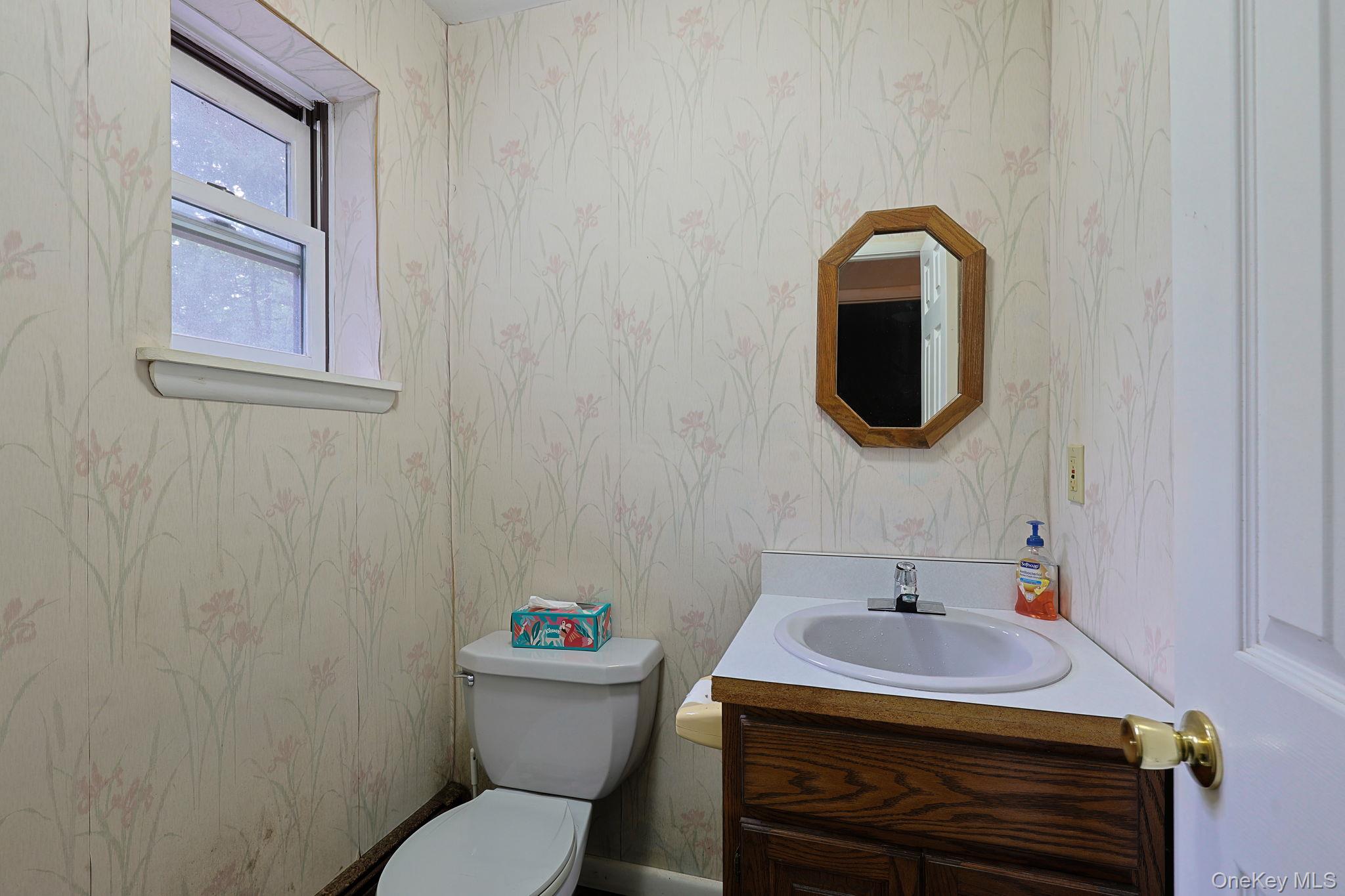 18 Hillside Road Property Photo 17