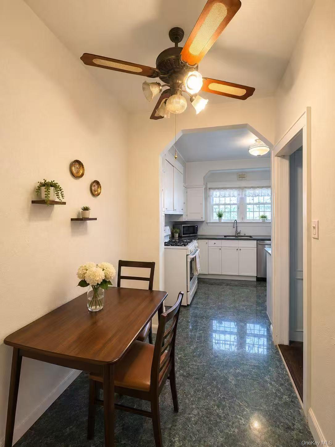 14025 58th Road Property Photo 6
