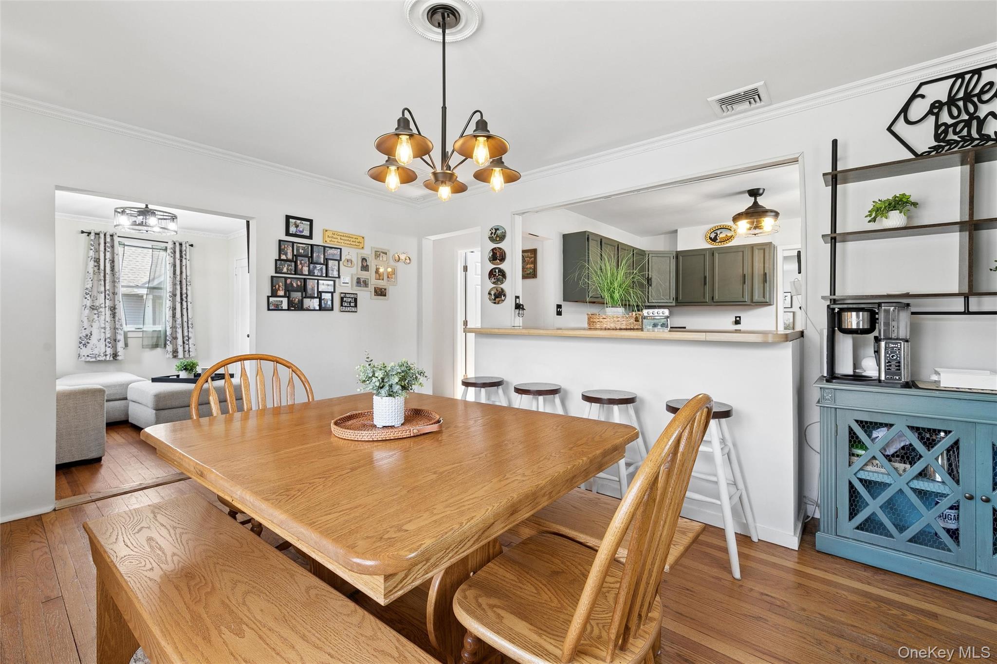 8 Beecher Avenue Property Photo 6