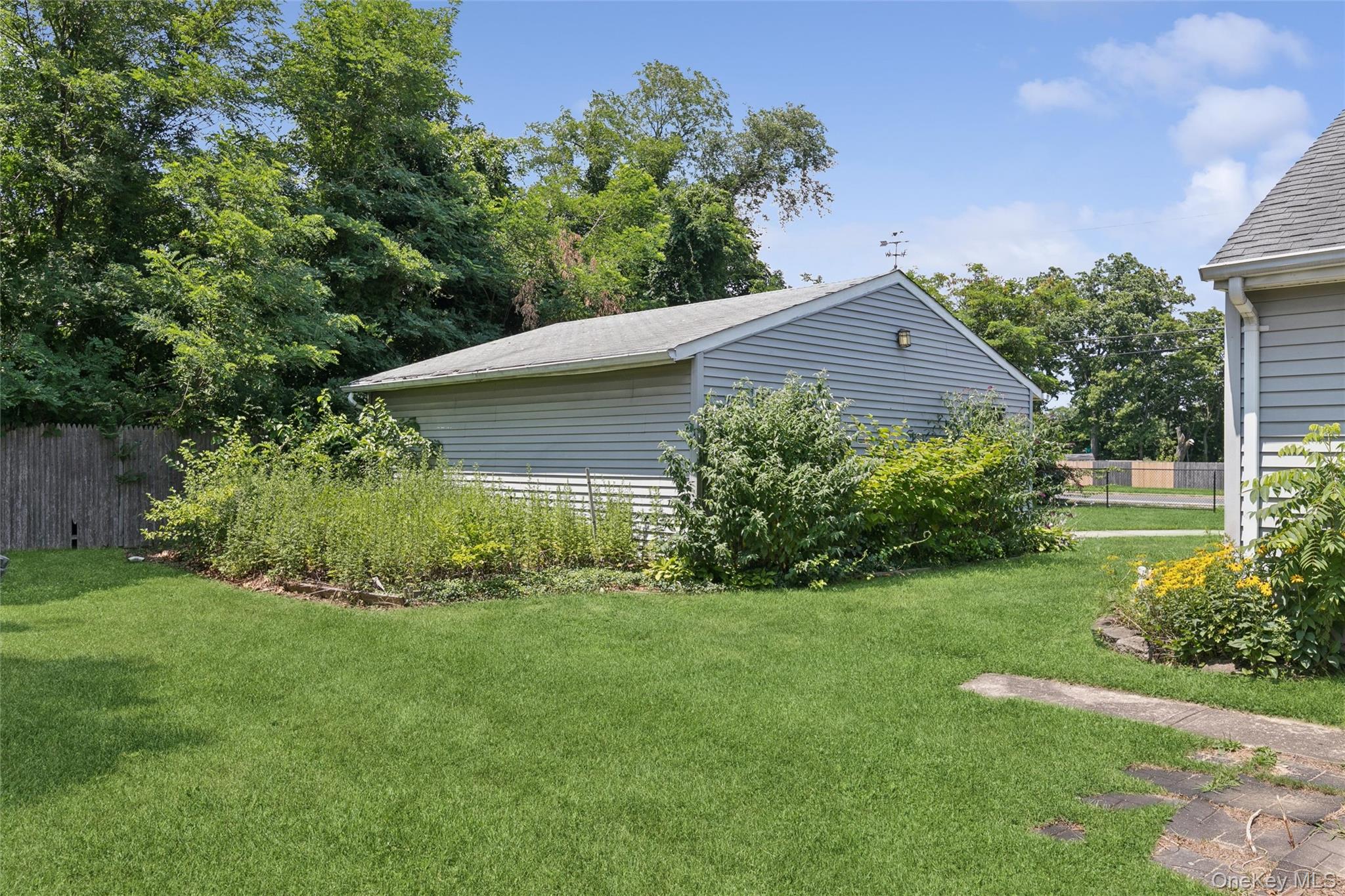 8 Beecher Avenue Property Photo 23