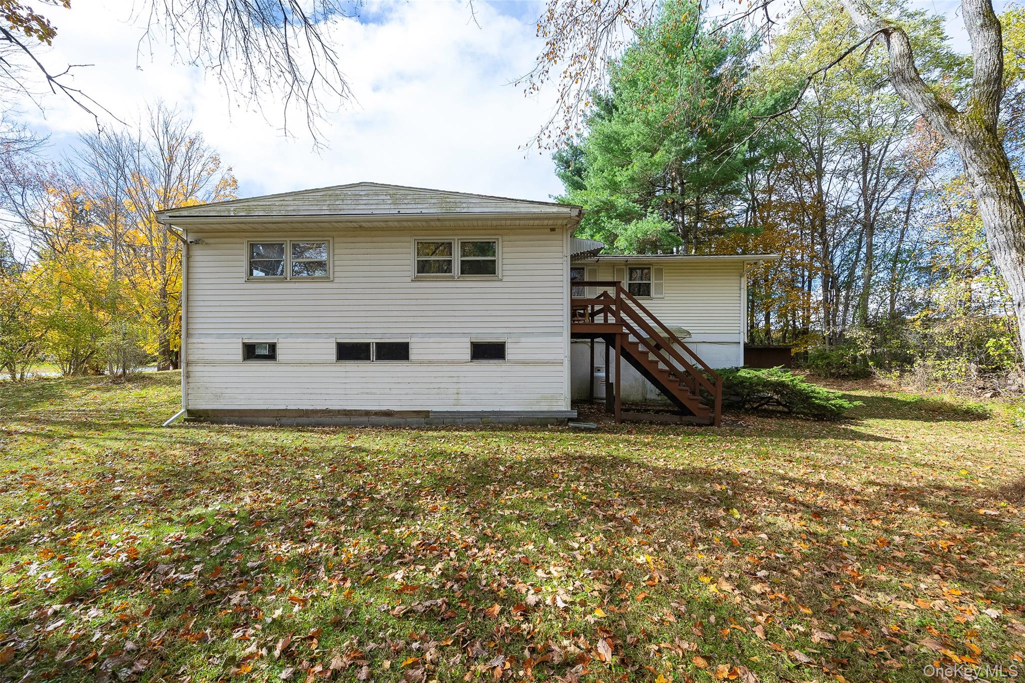 82 Lake Road Property Photo 3