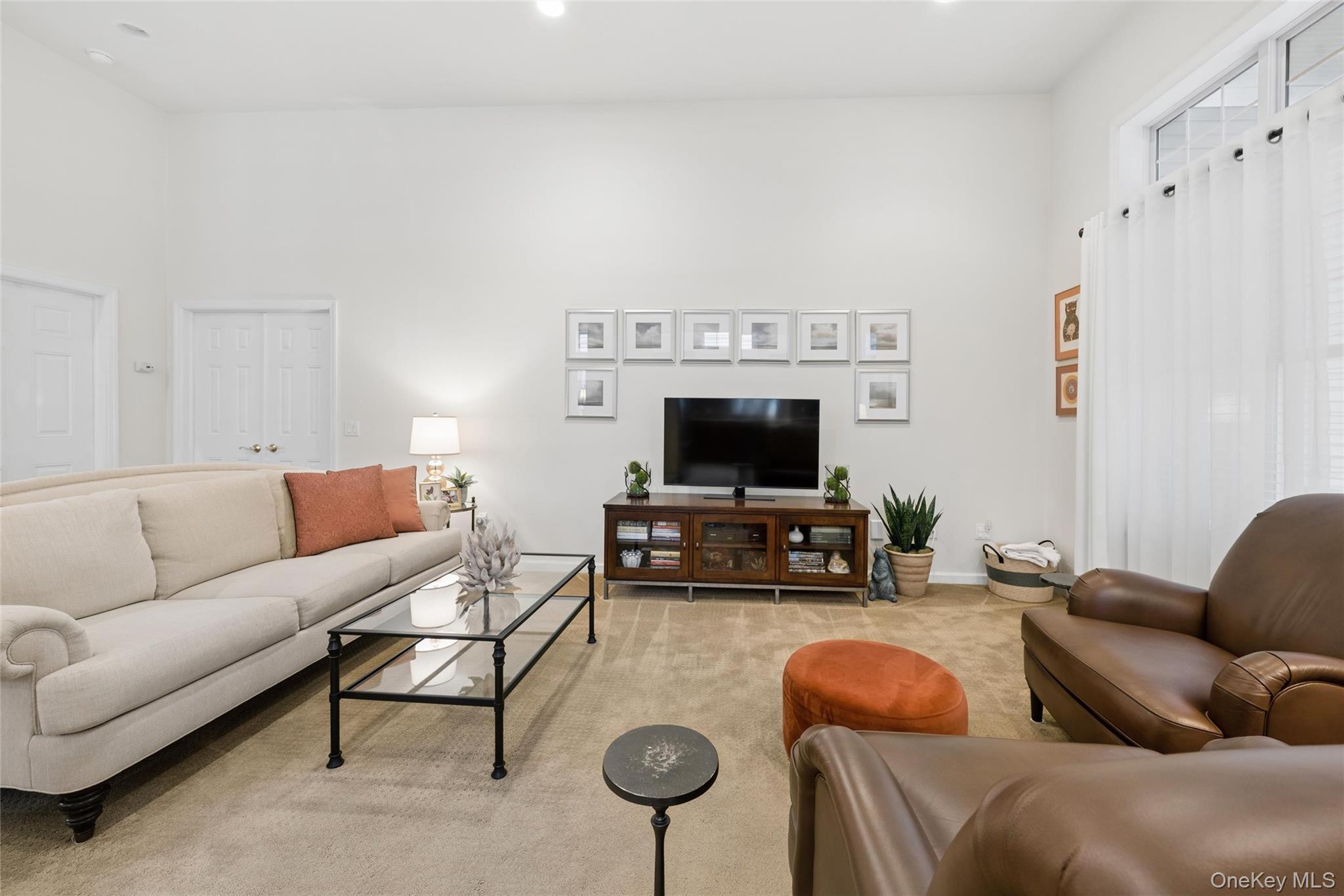 228 Sonata Court Property Photo 11