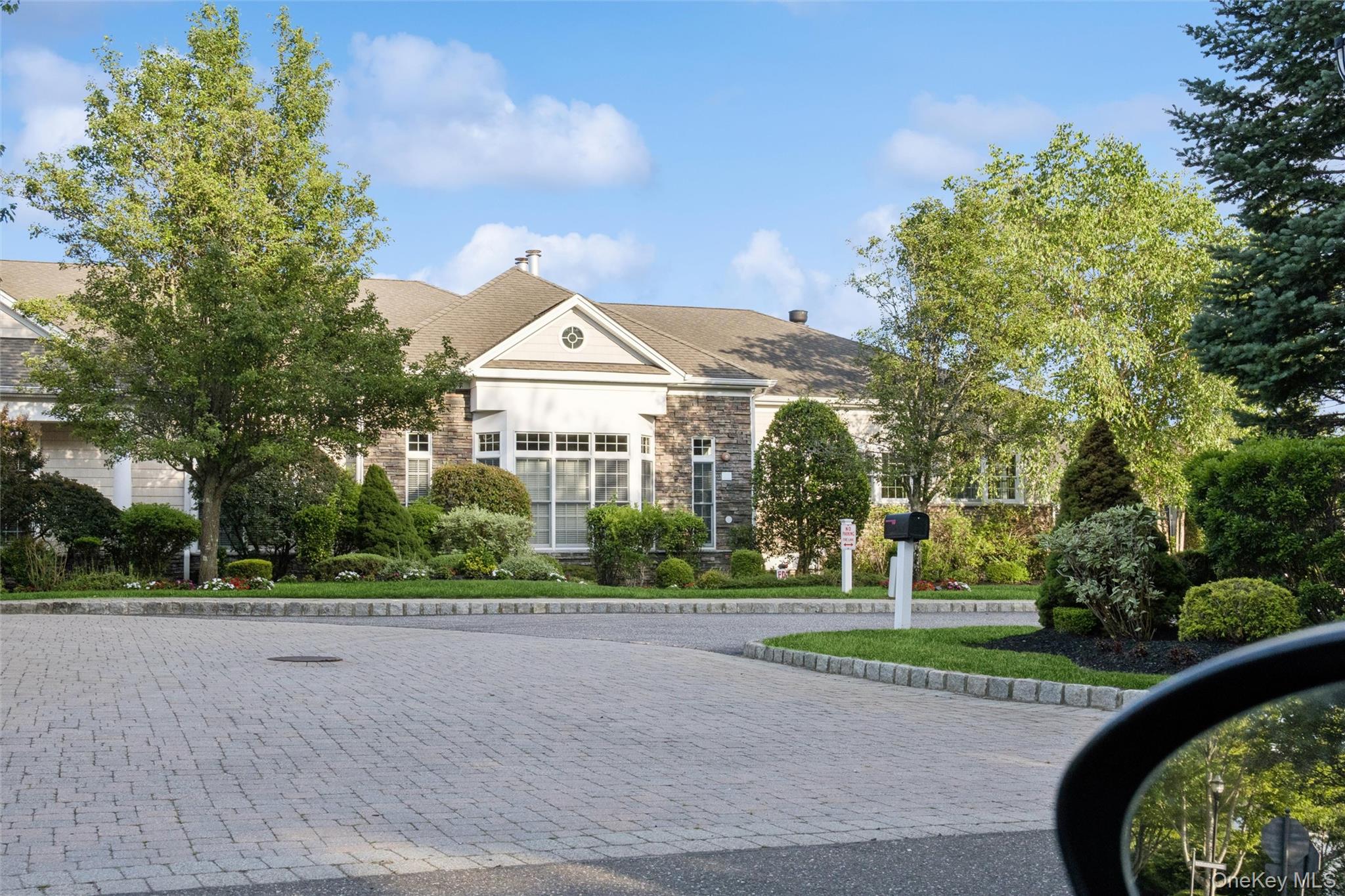 228 Sonata Court Property Photo 28