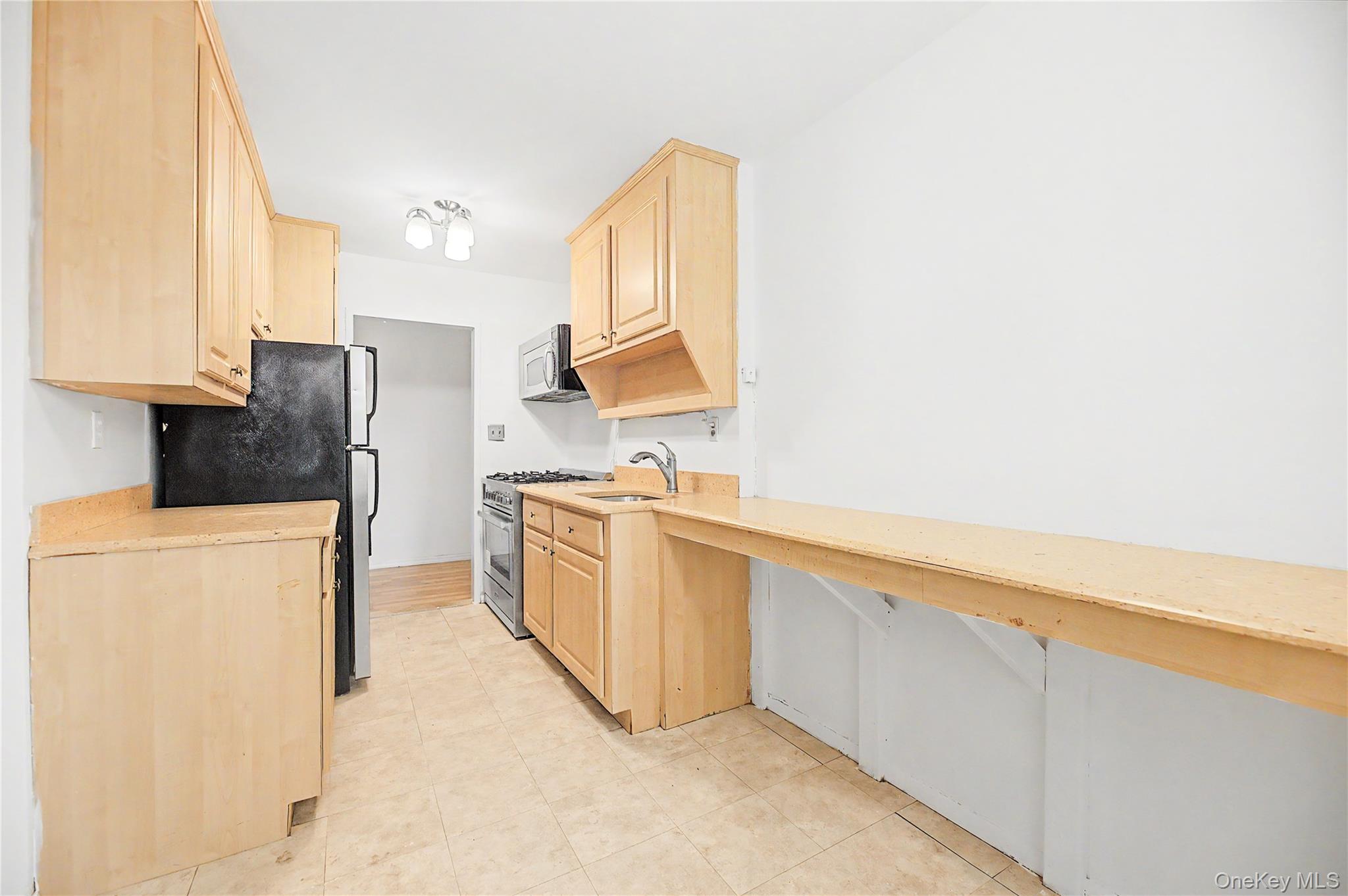 3130 Irwin Avenue 4b Property Photo 8