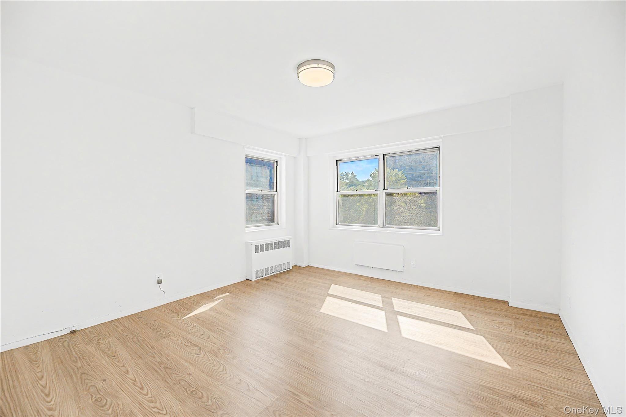3130 Irwin Avenue 4b Property Photo 11