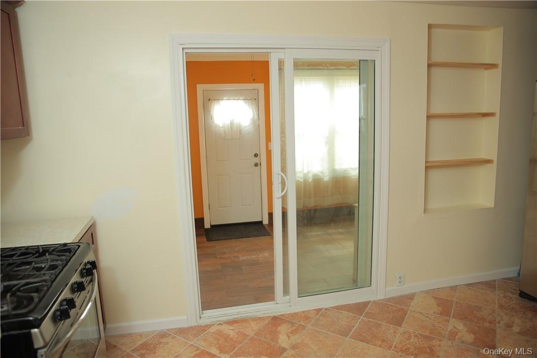 4457 Mundy Lane Property Photo 5