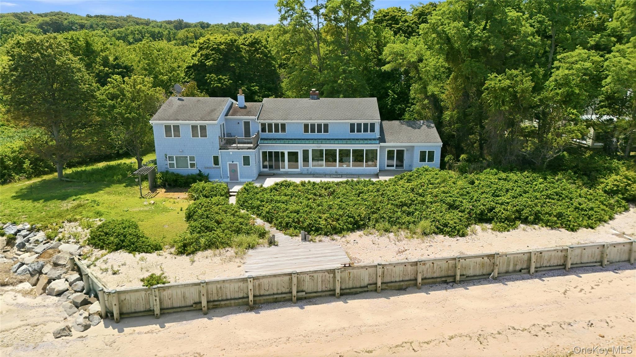 91 Fresh Pond Road Property Photo 3
