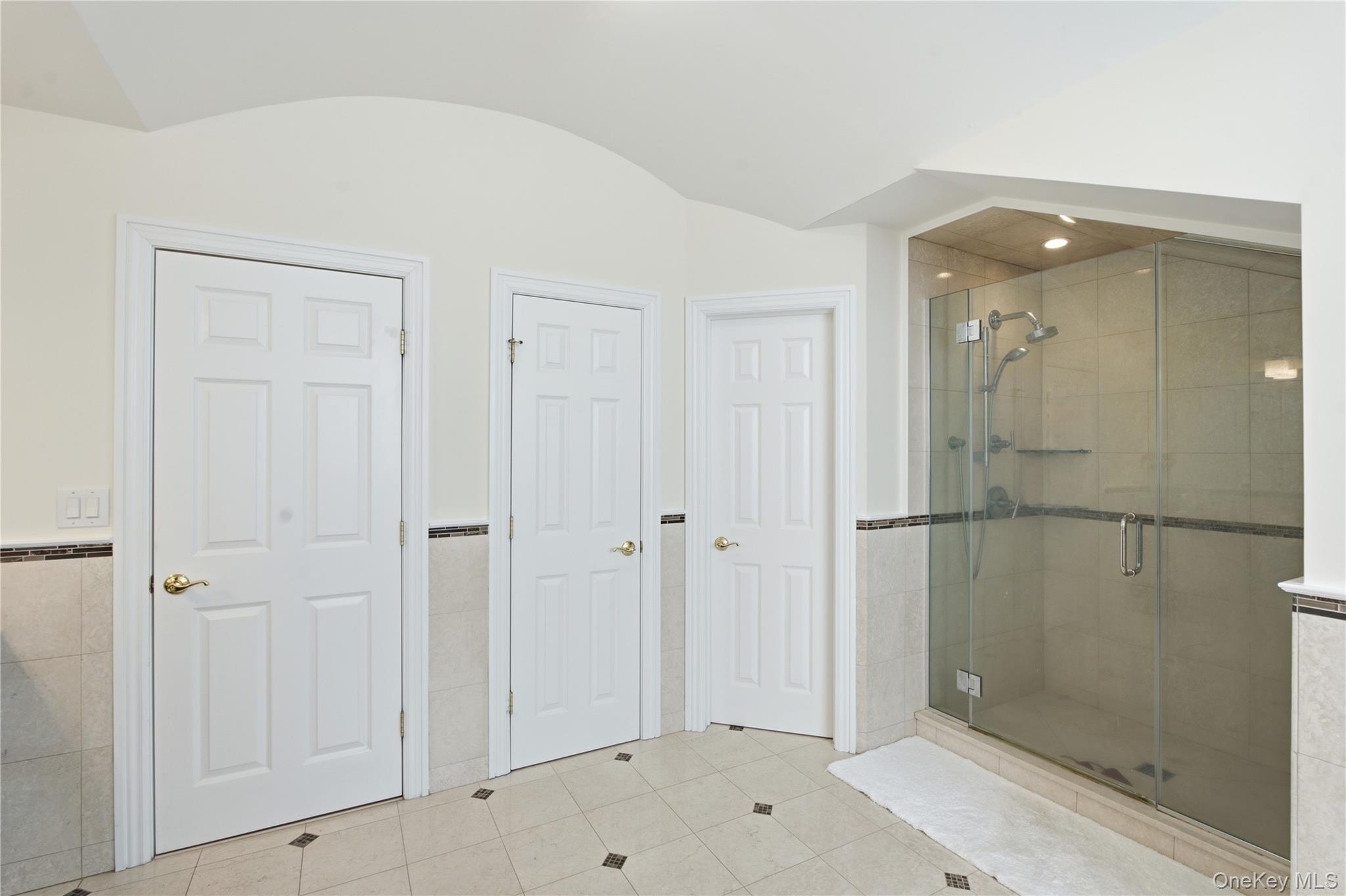 9 Hathaway Lane Property Photo 14
