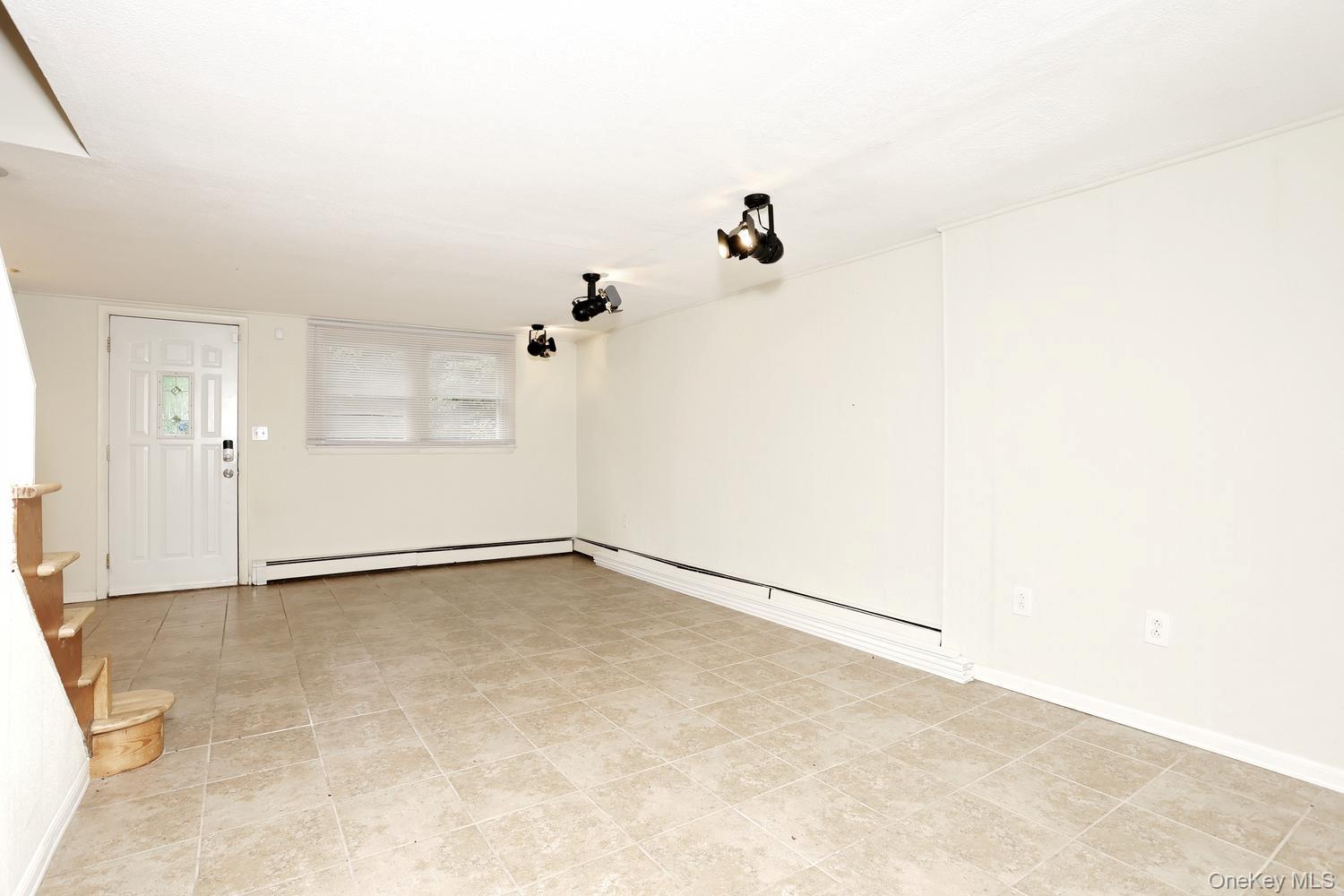 160 Pascack Road Property Photo 22