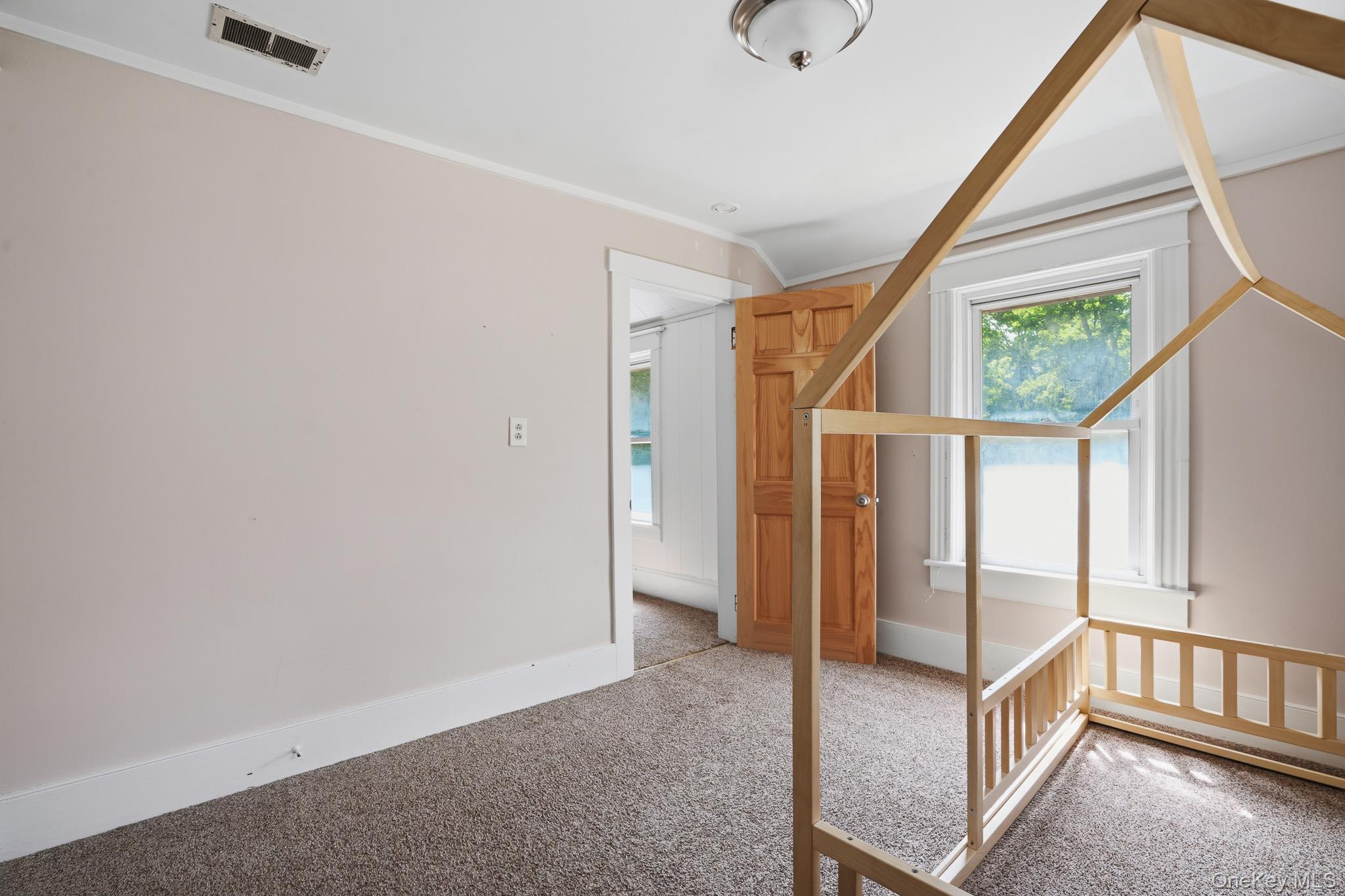 23 Kent Avenue Property Photo 16
