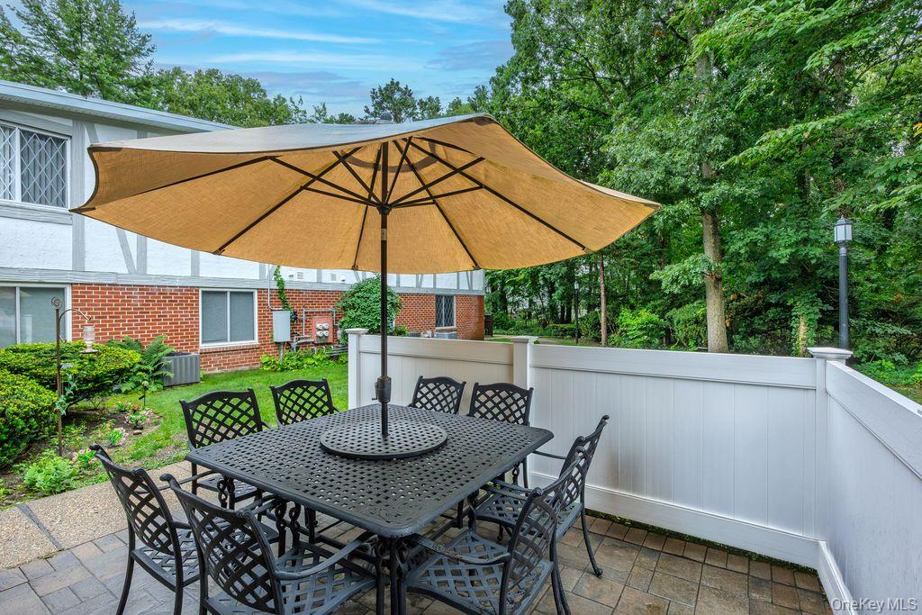 855 Birchwood Road Property Photo 4