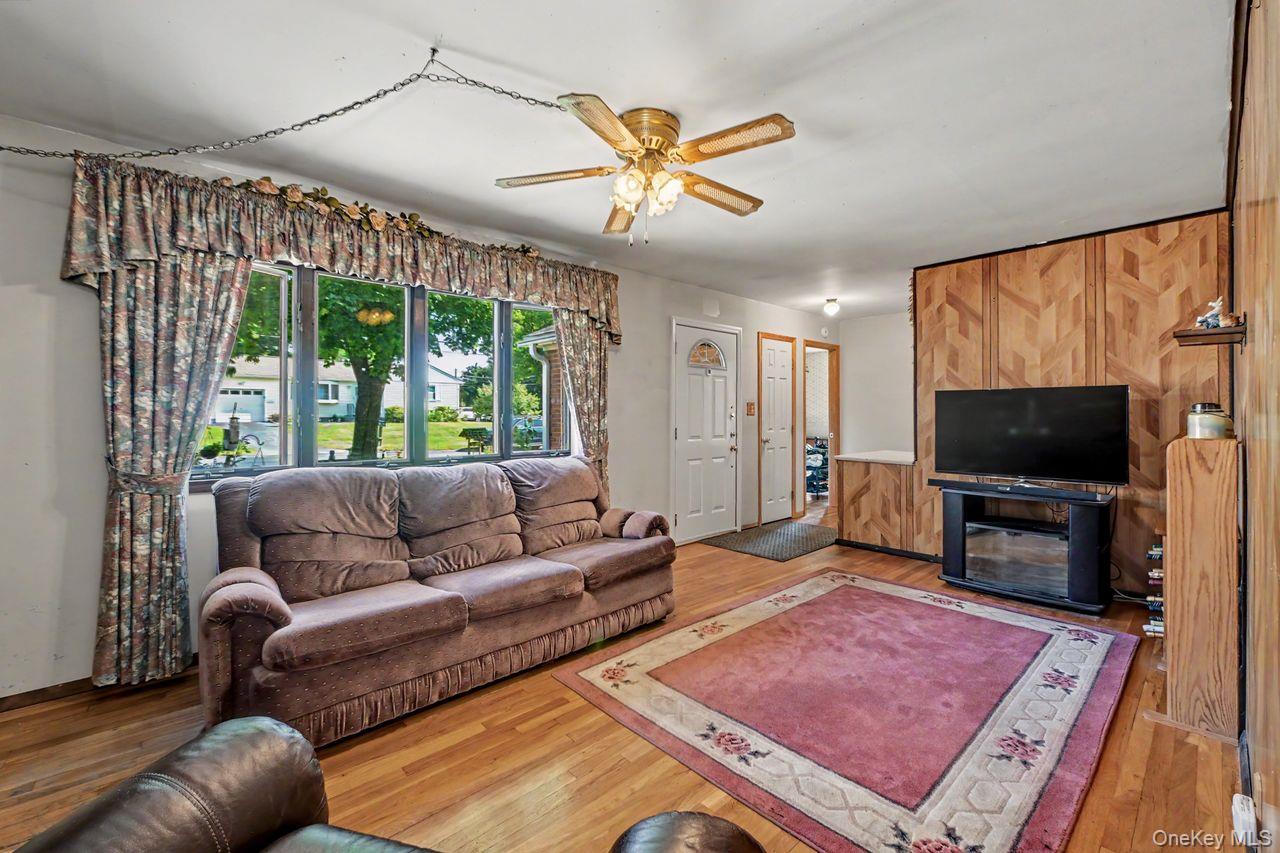 21 Clematis Road Property Photo 7