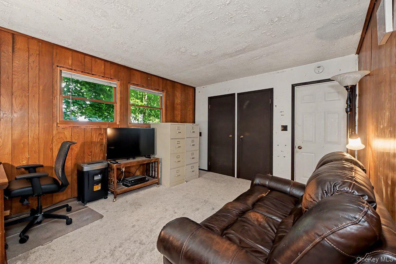 21 Clematis Road Property Photo 17