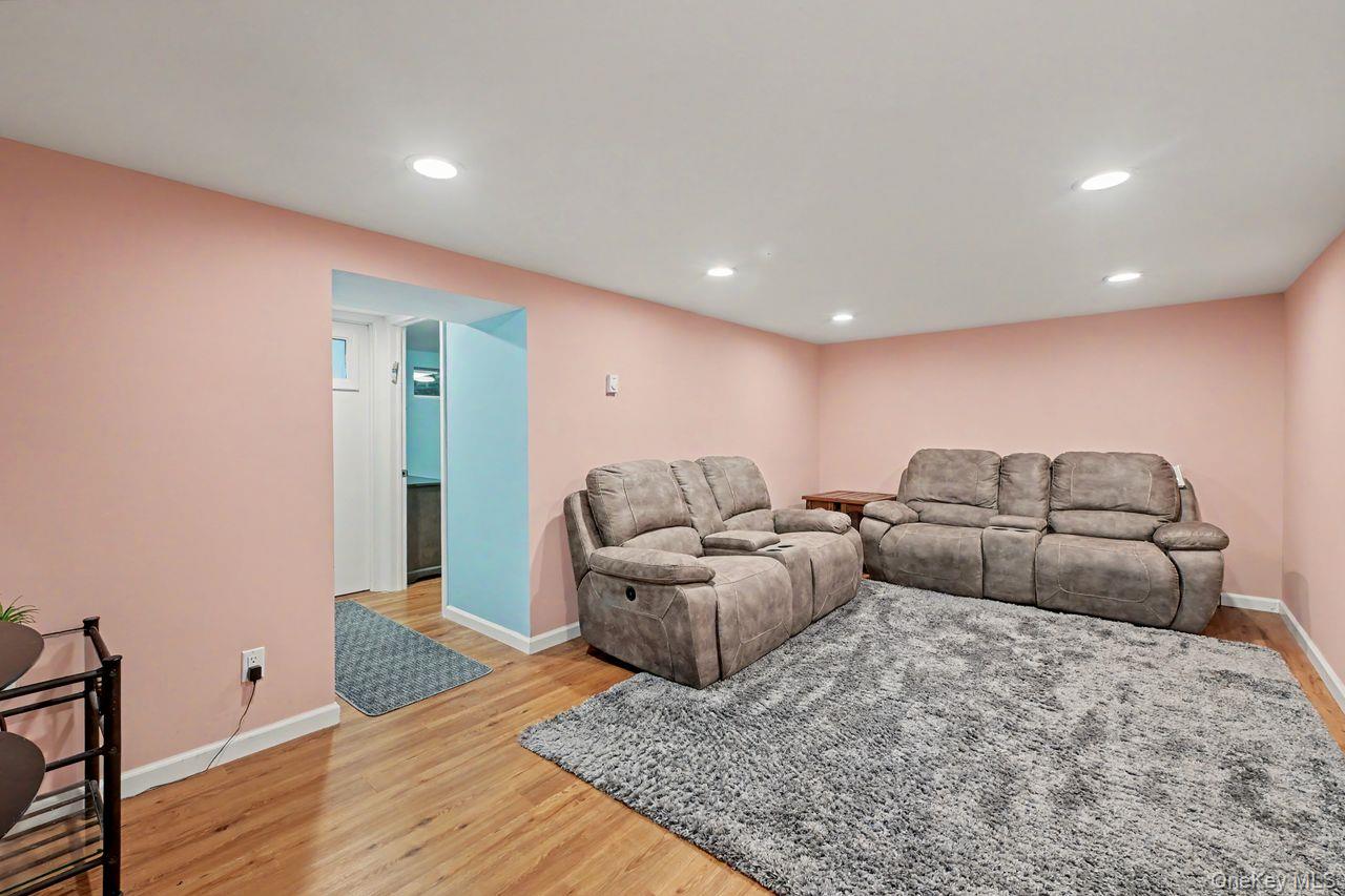 21 Clematis Road Property Photo 22