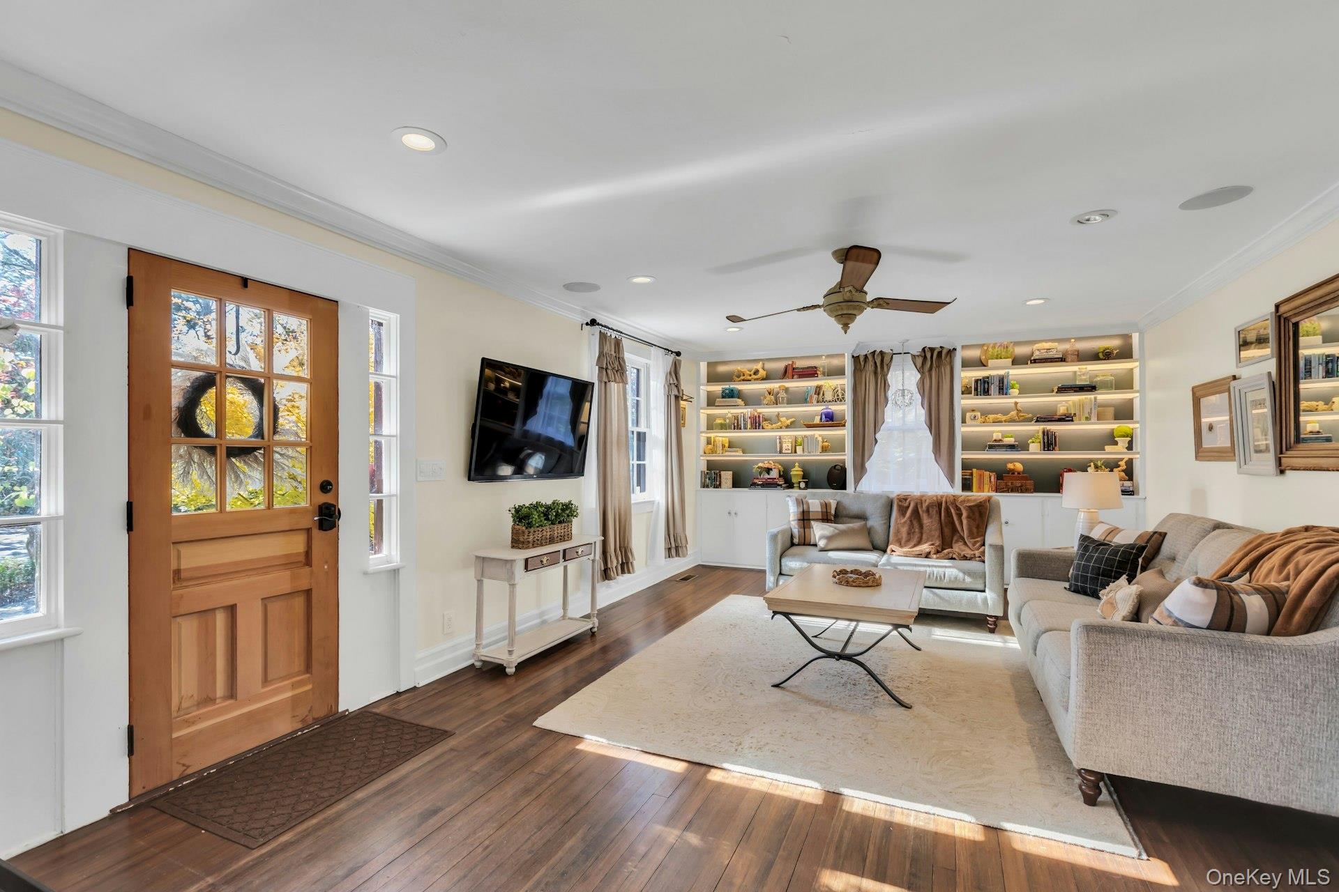 105 Academy Street Property Photo 4