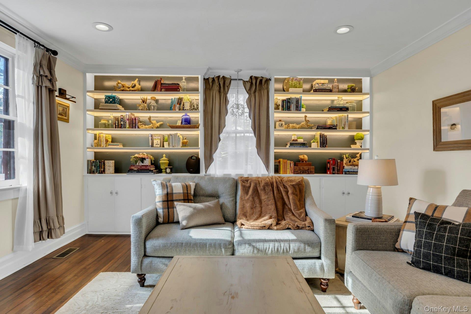 105 Academy Street Property Photo 6