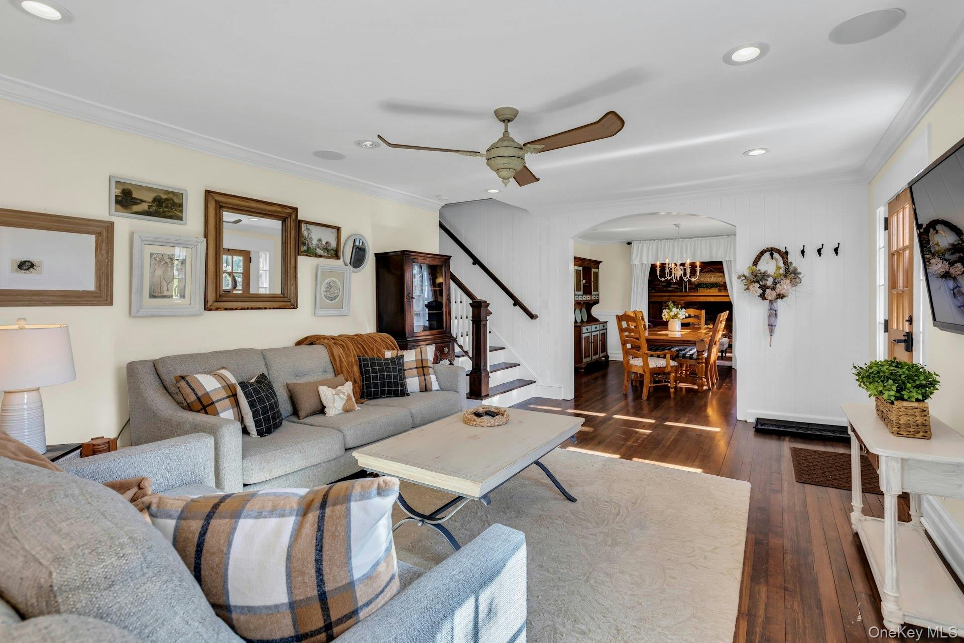 105 Academy Street Property Photo 7