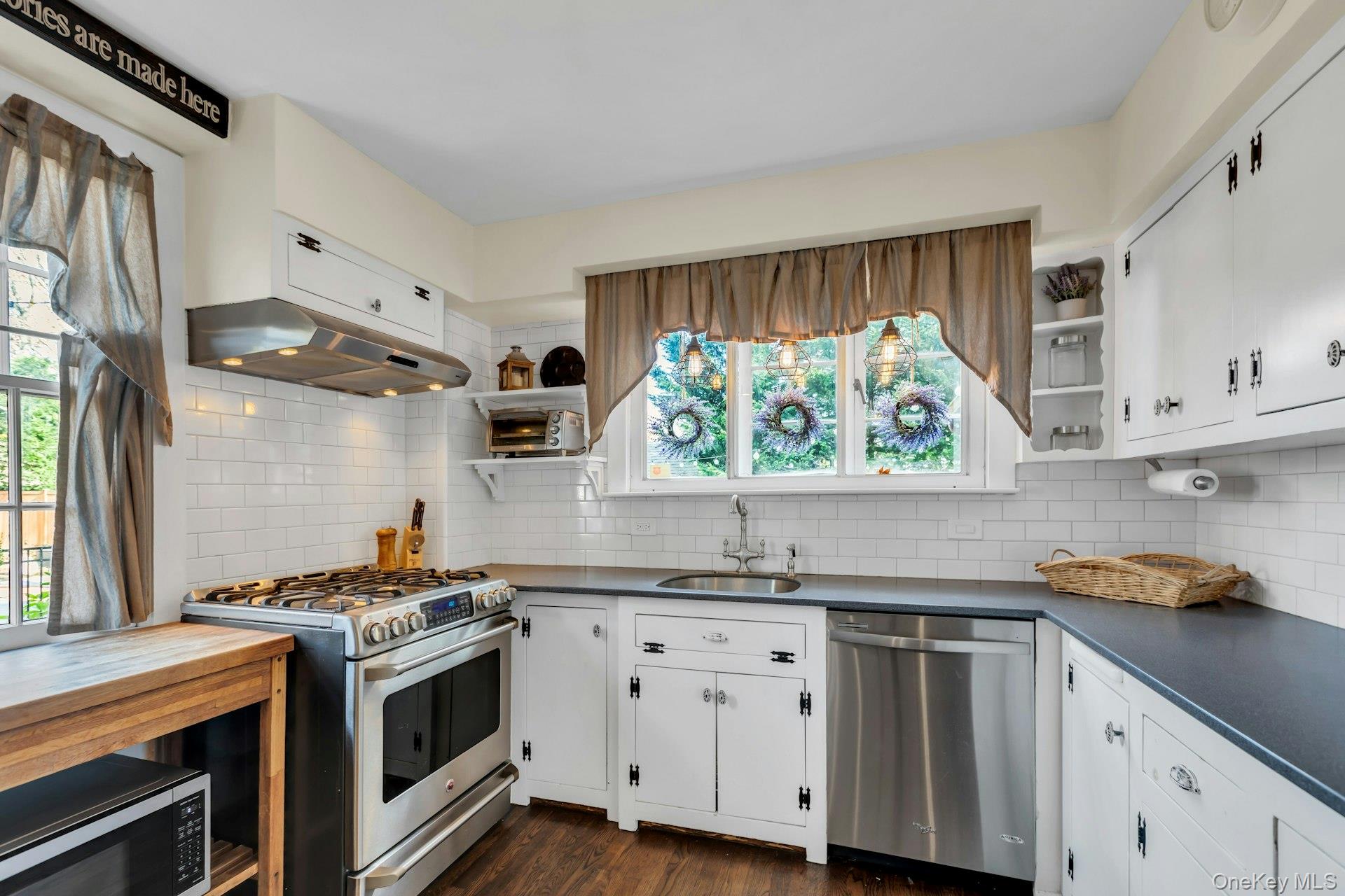 105 Academy Street Property Photo 14