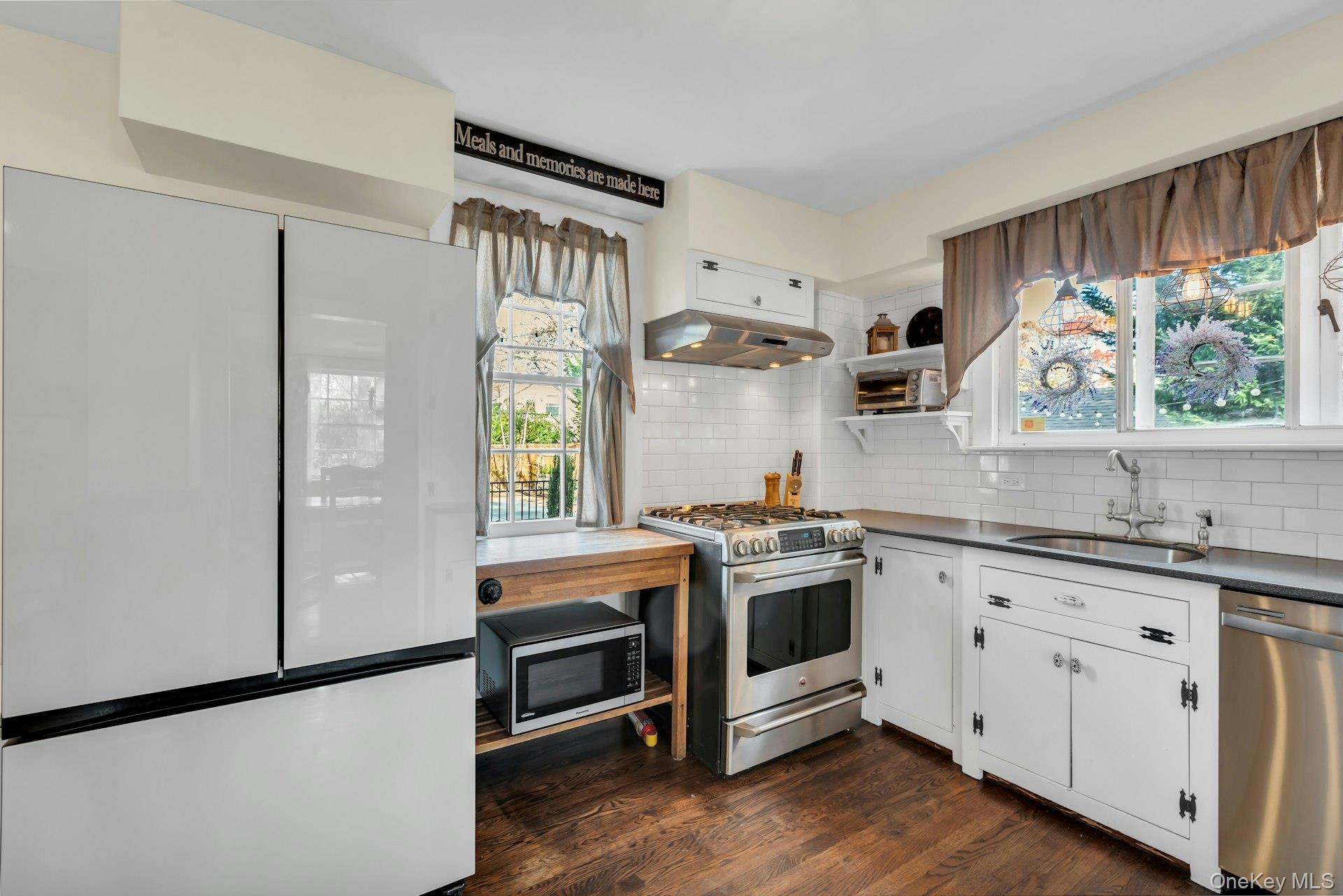 105 Academy Street Property Photo 15