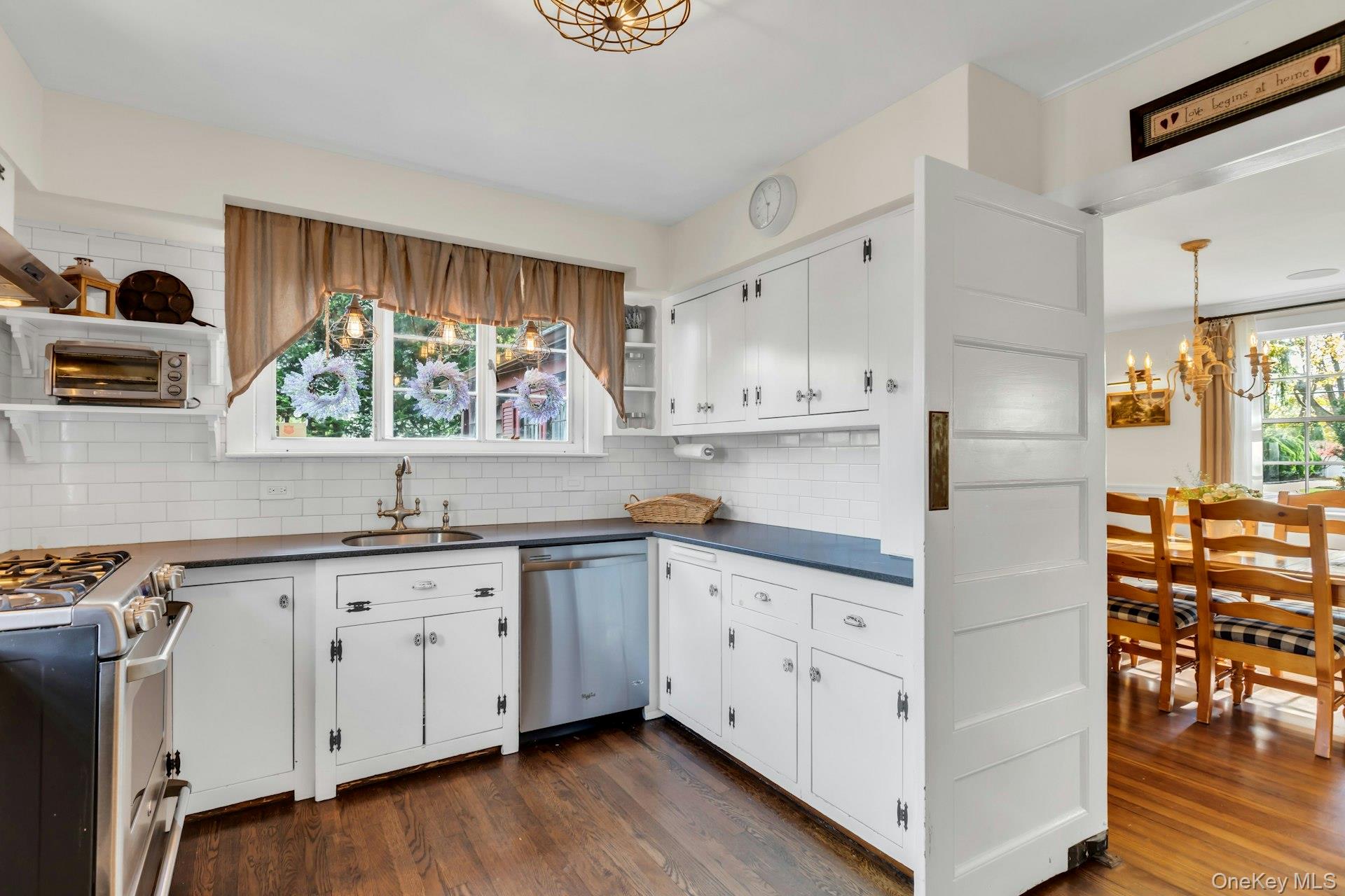 105 Academy Street Property Photo 16