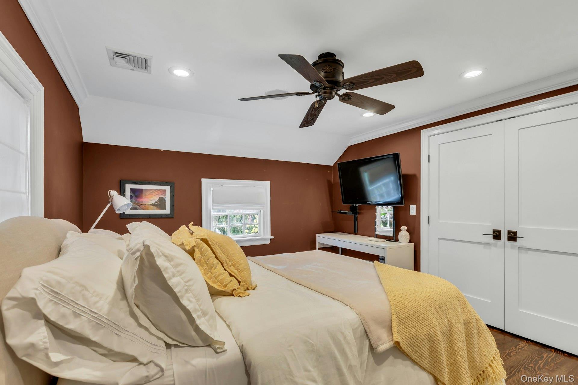 105 Academy Street Property Photo 27