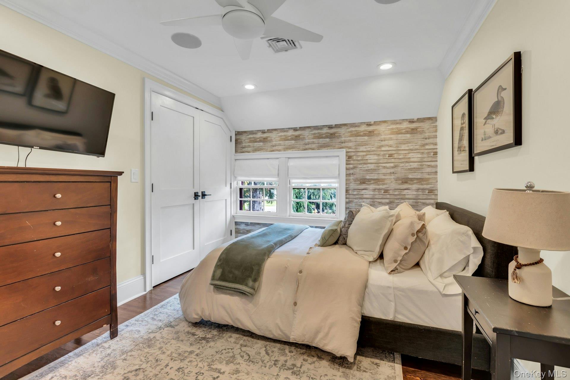 105 Academy Street Property Photo 28