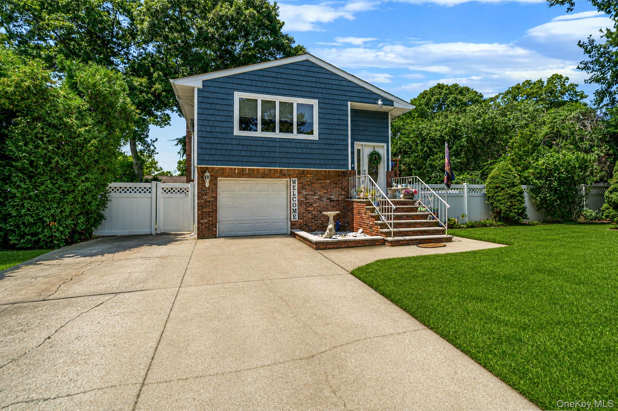 12 Fannie Drive Property Photo 3