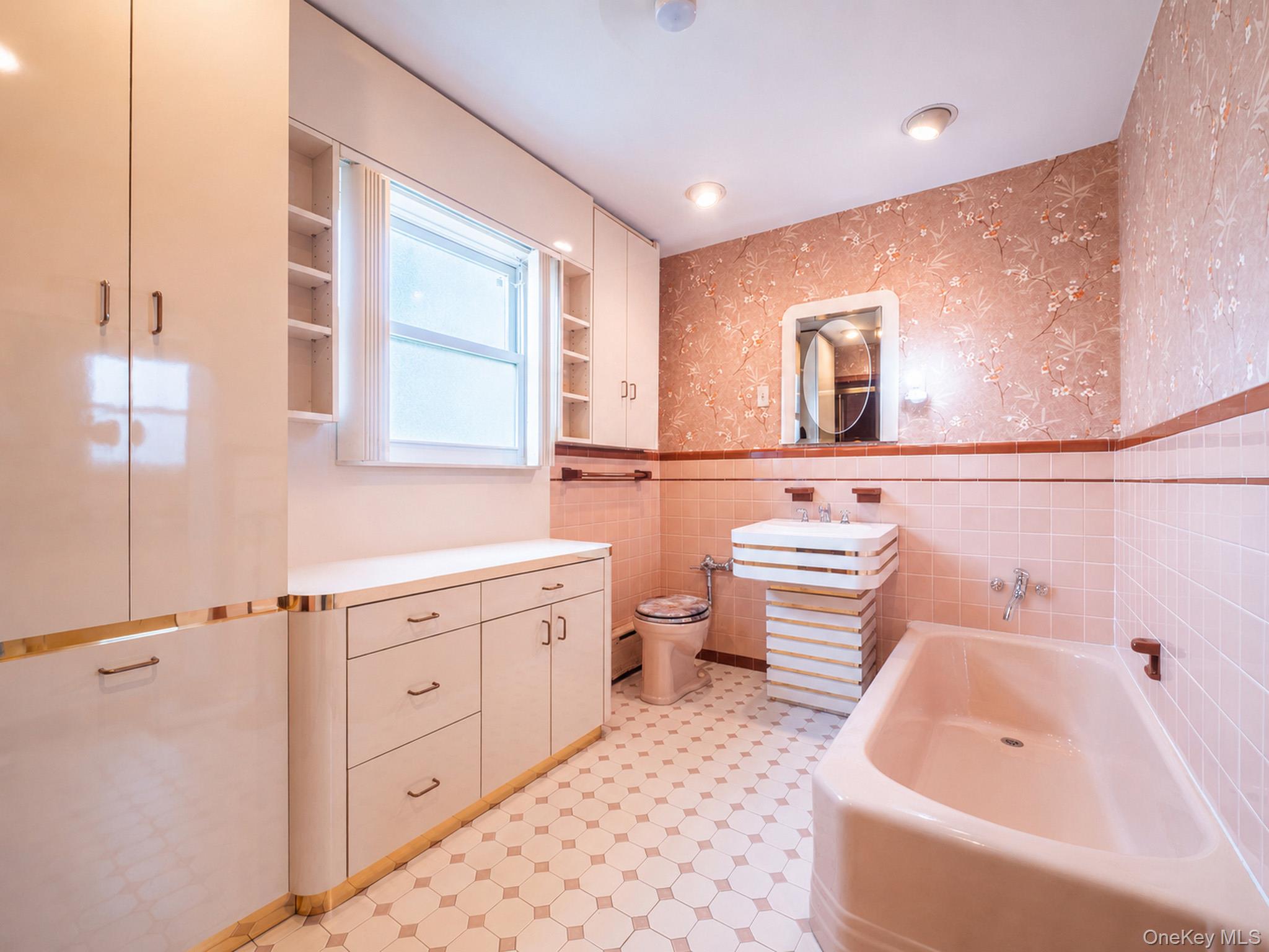 76-26 176th Street Property Photo 30