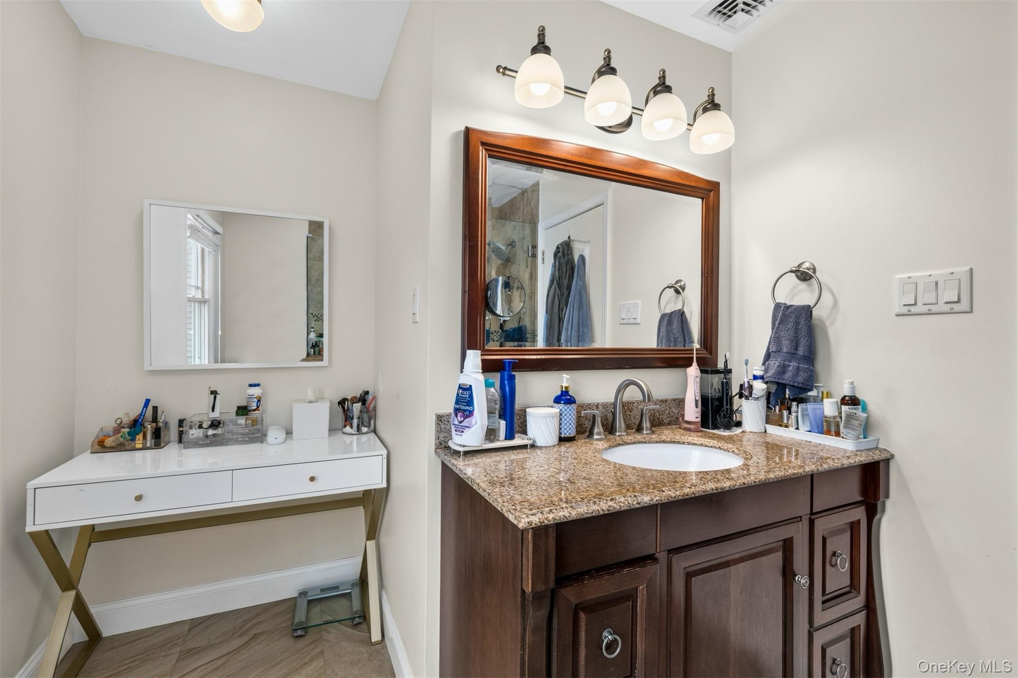 432 Argyle Road Property Photo 13