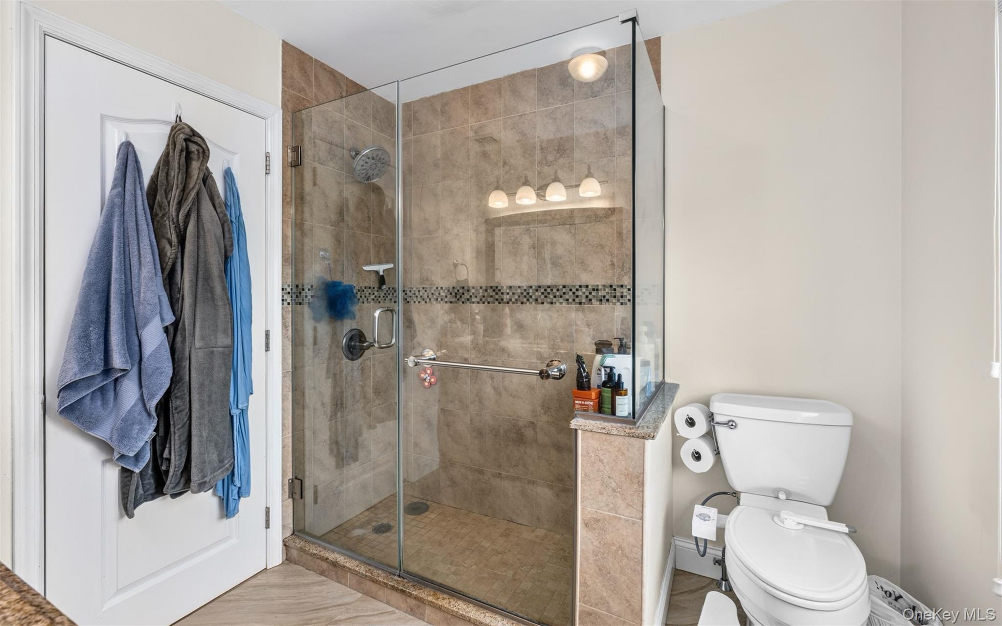 432 Argyle Road Property Photo 14