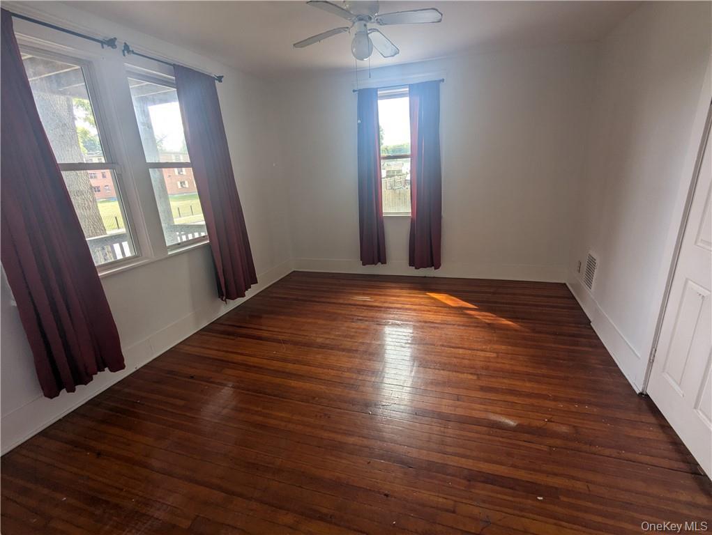 216 Smith Street 1 Property Photo 6